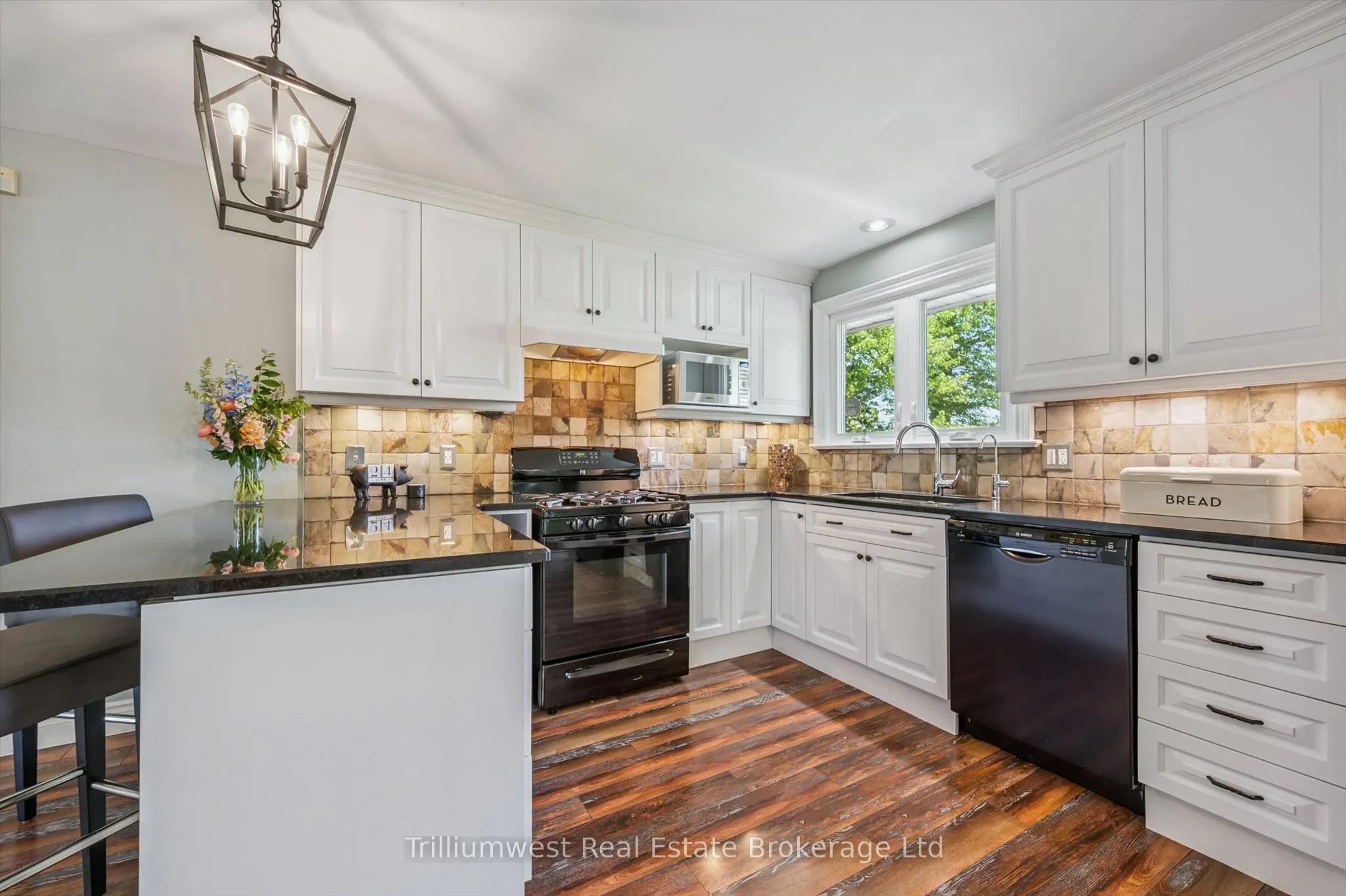 6911 Wellington Rd 34 Road