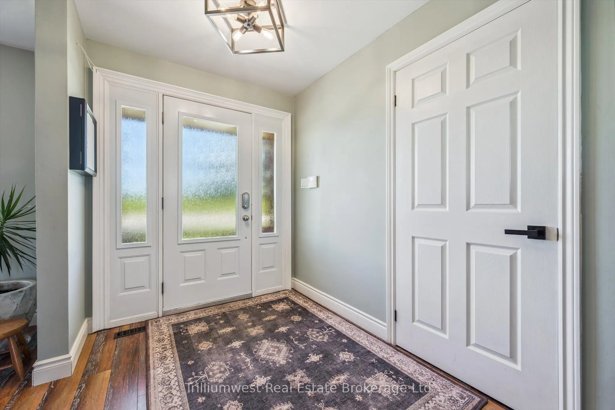 6911 Wellington Rd 34 Road