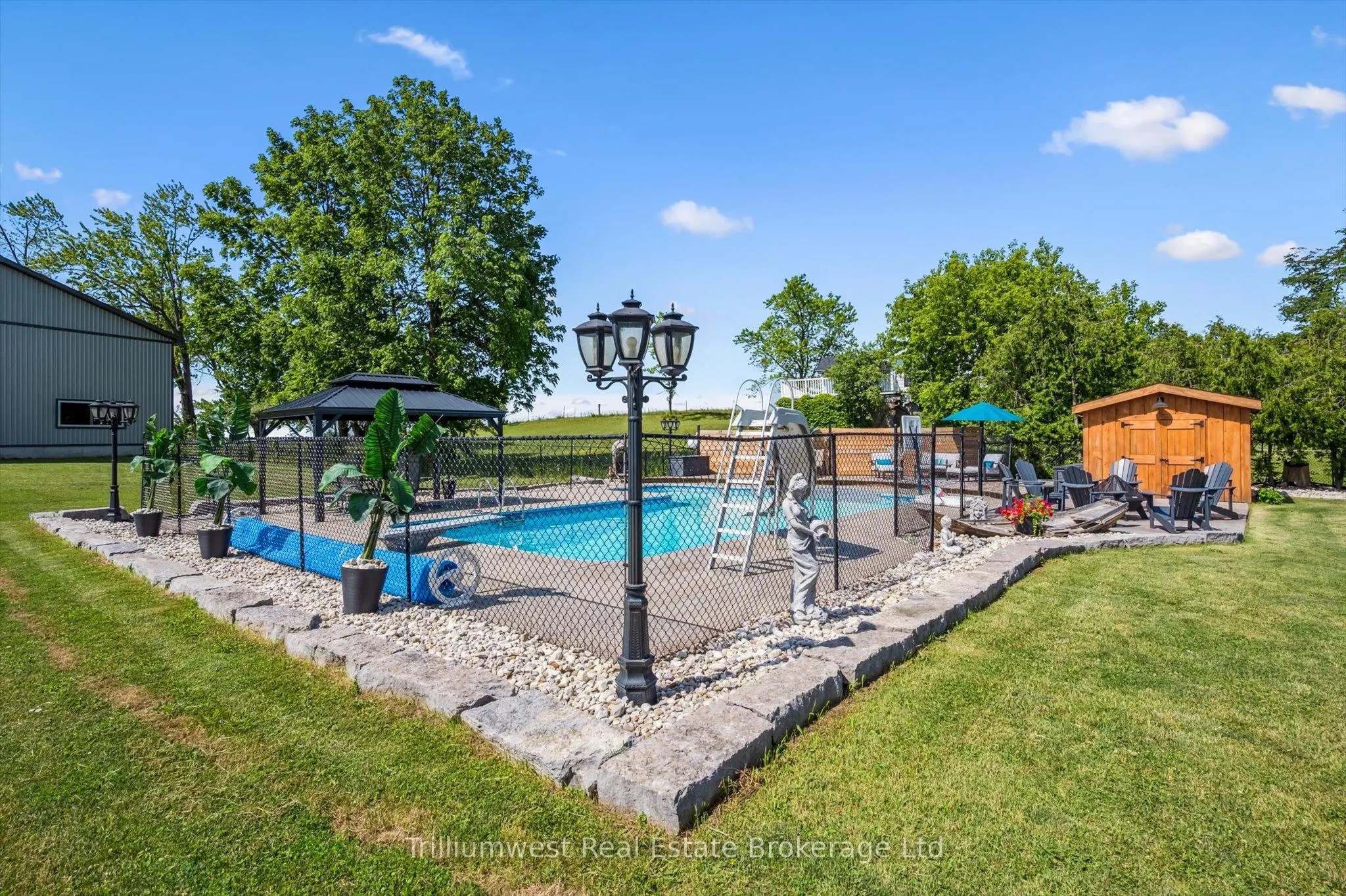 6911 Wellington Rd 34 Road