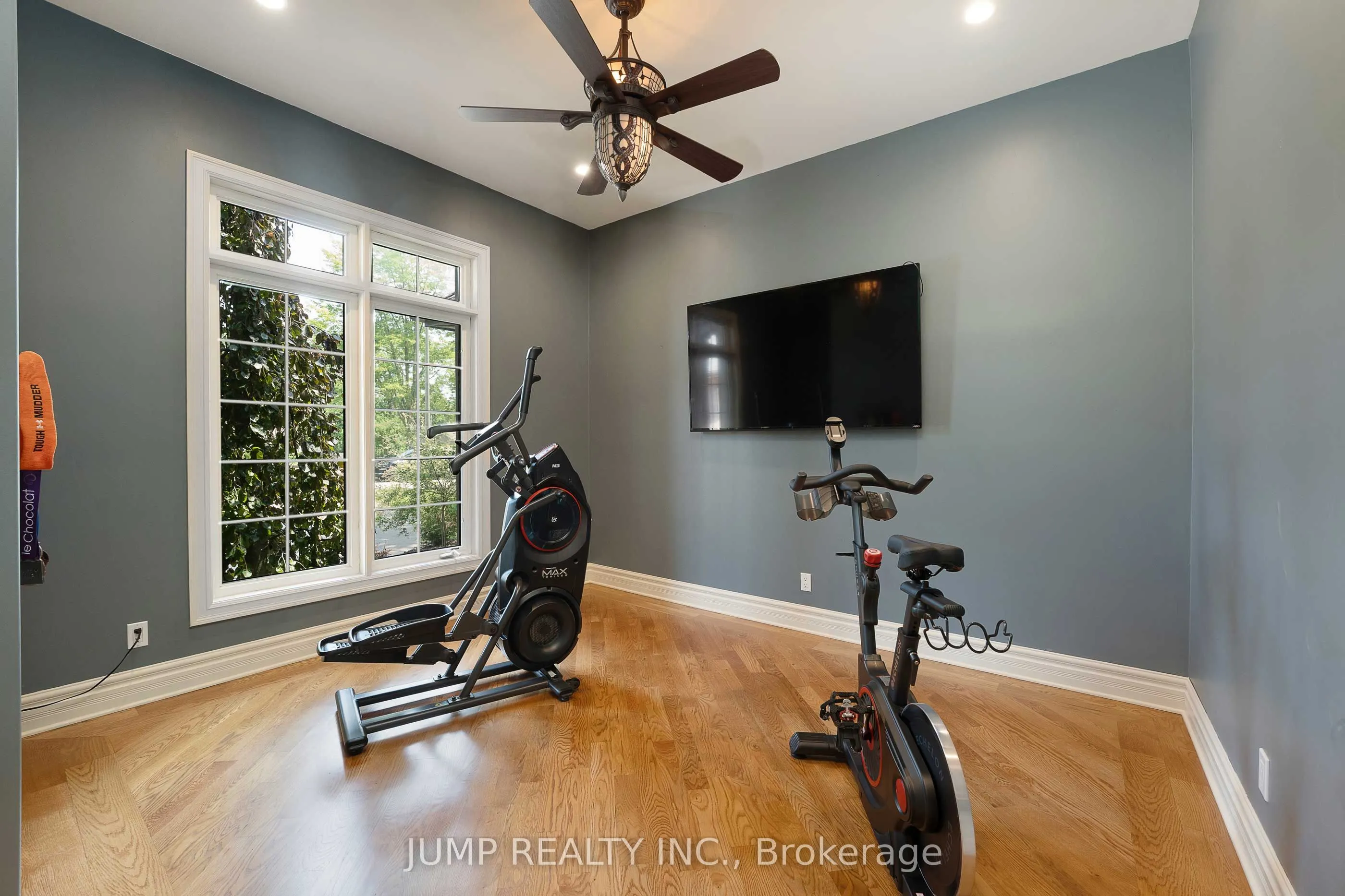 360 Andrew Crescent