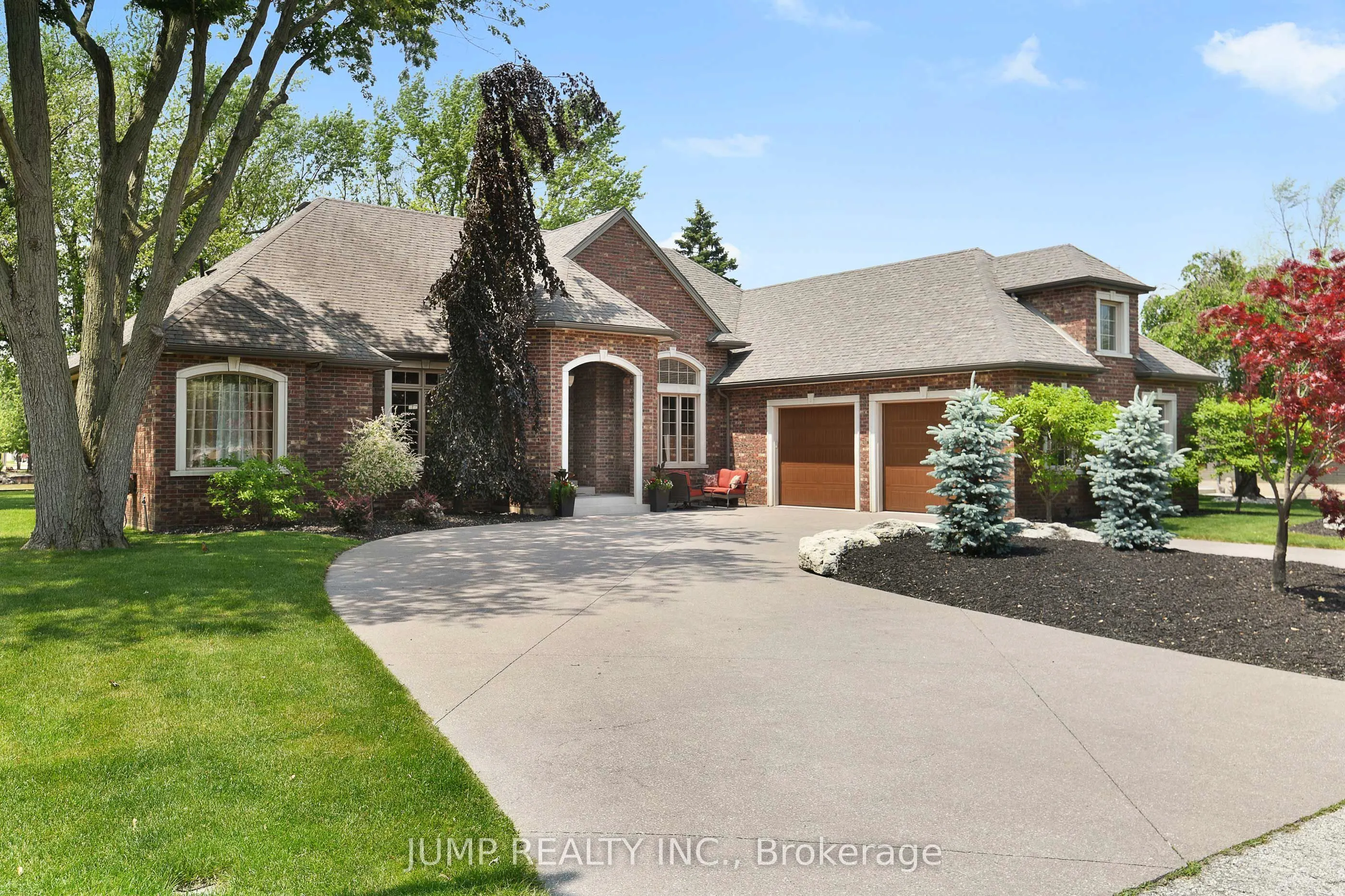 360 Andrew Crescent