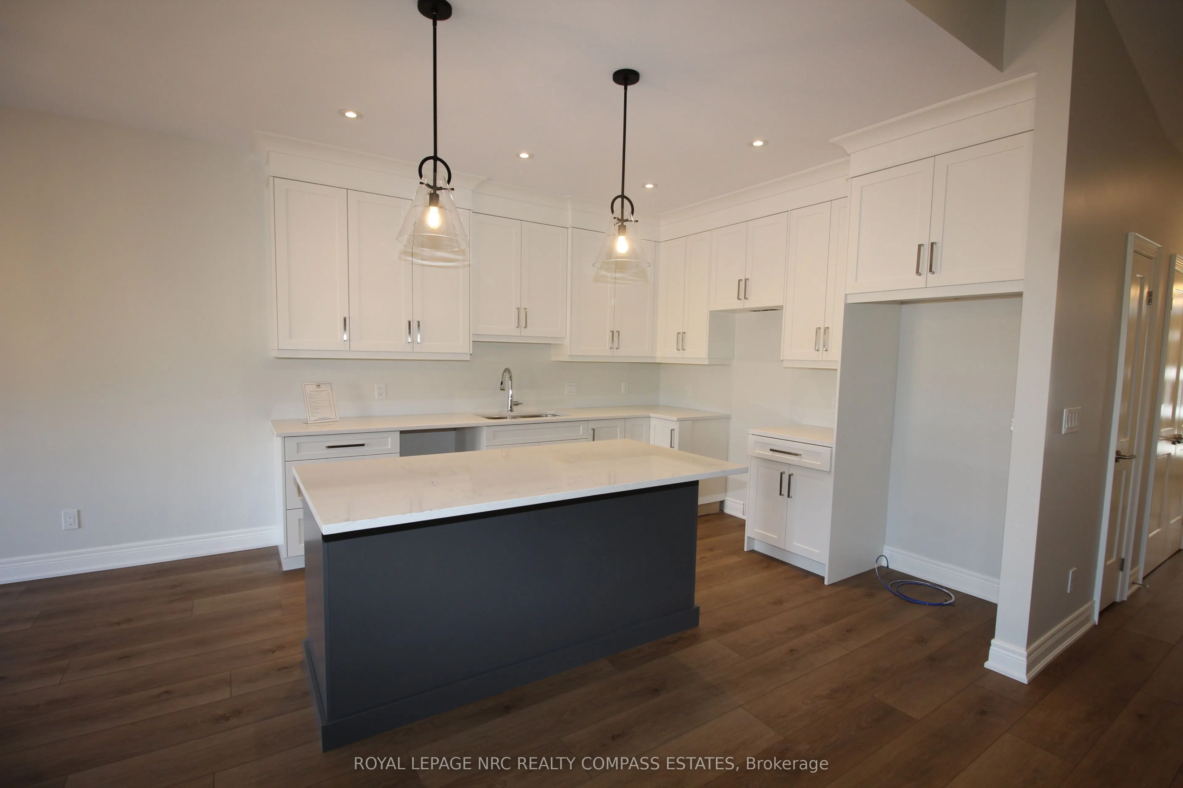 4 SUNHAVEN Lane, #2