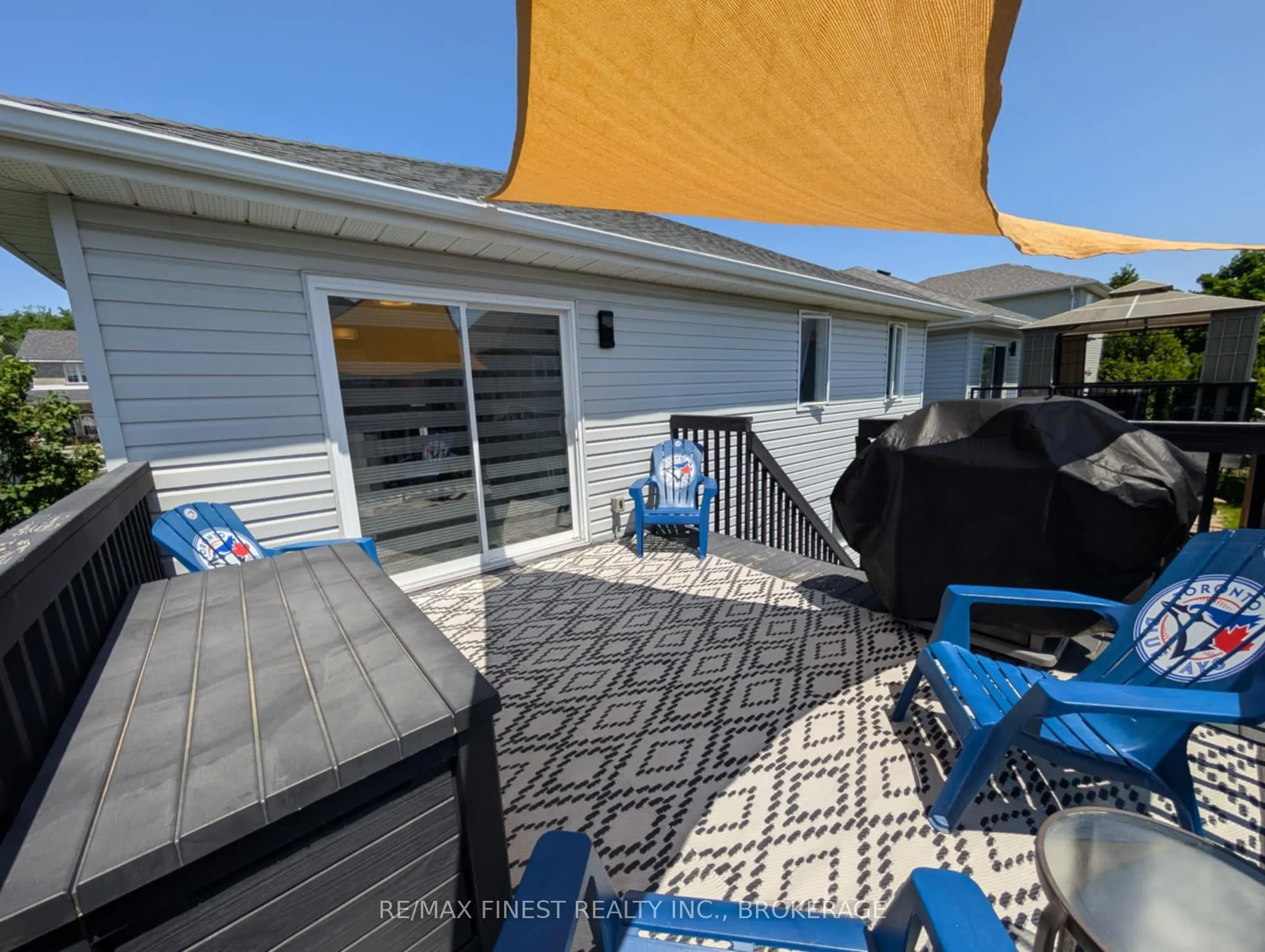 1001 Bluffwood Avenue