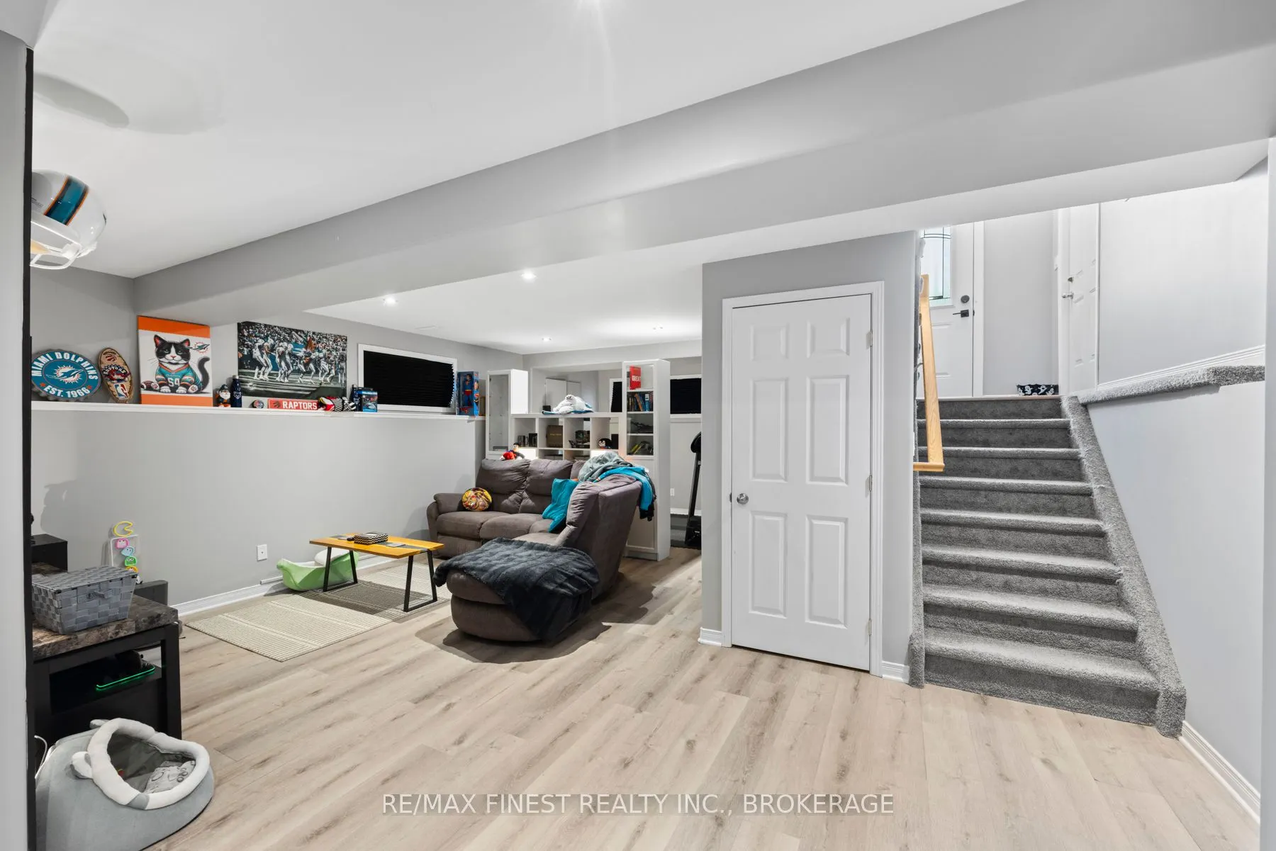 1001 Bluffwood Avenue