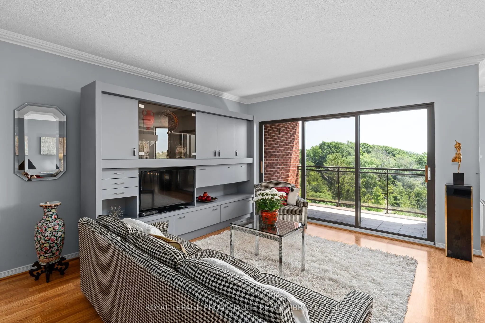 1000 King Street W, #705