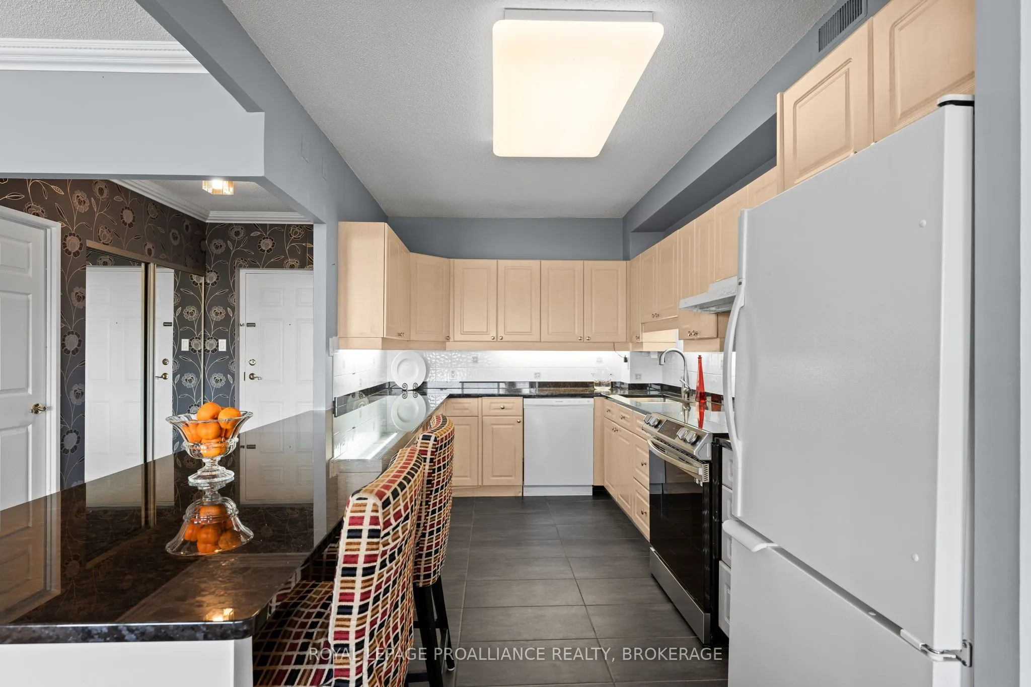 1000 King Street W, #705