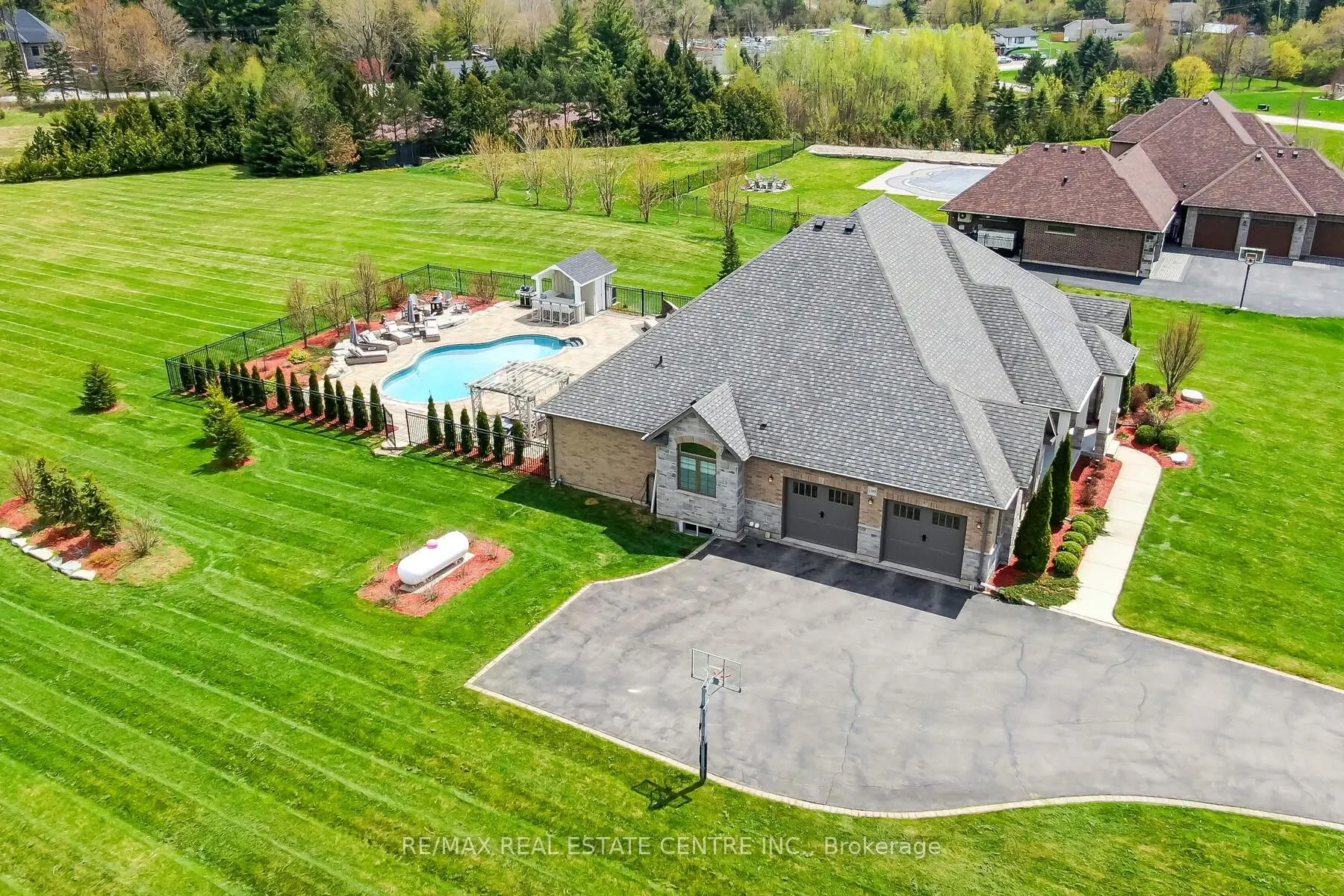 109 Crewson Court