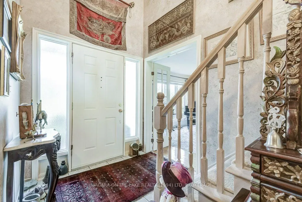 605 Simcoe Street