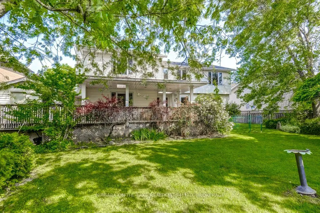 605 Simcoe Street