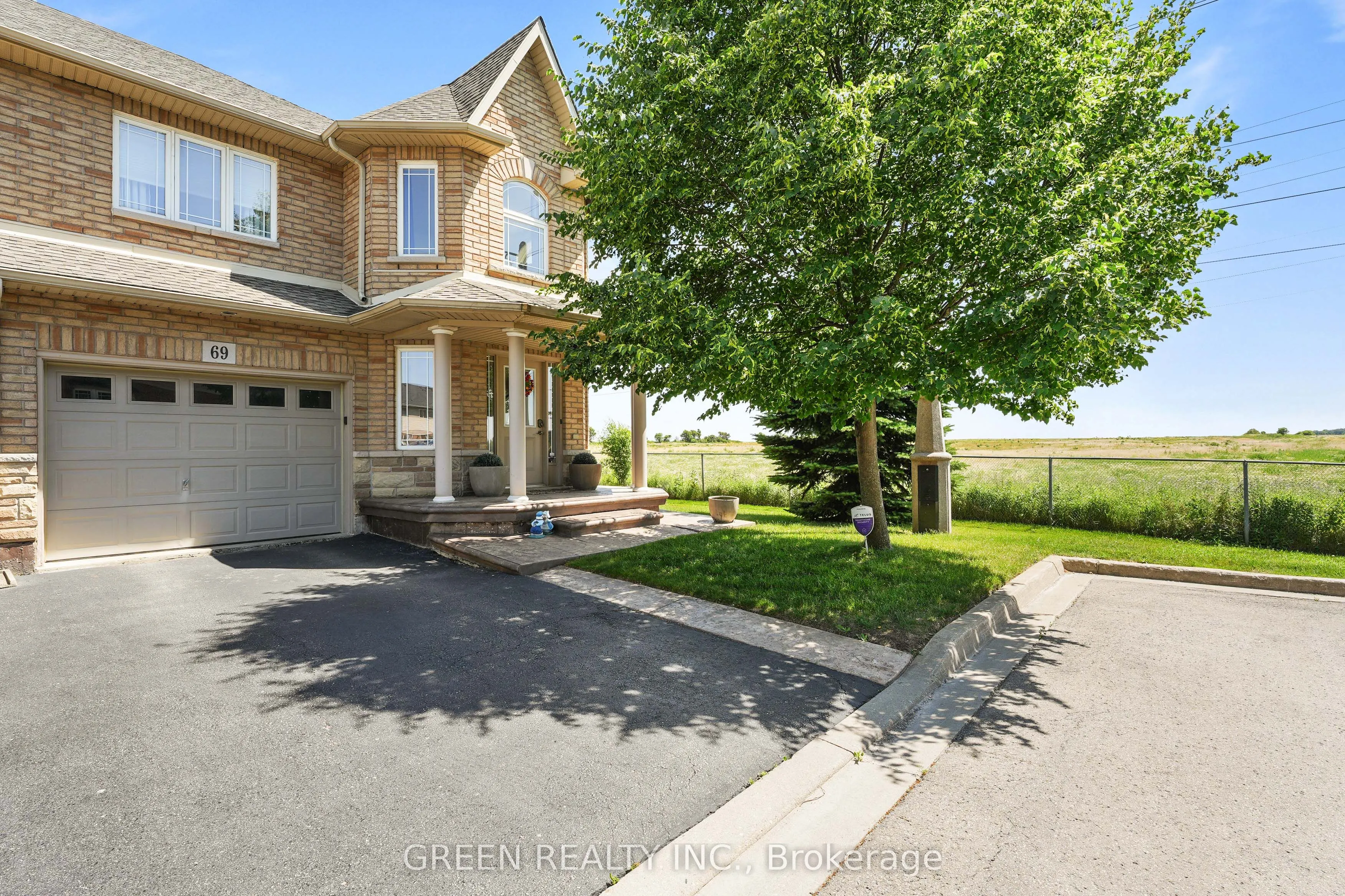 69 Periwinkle Drive