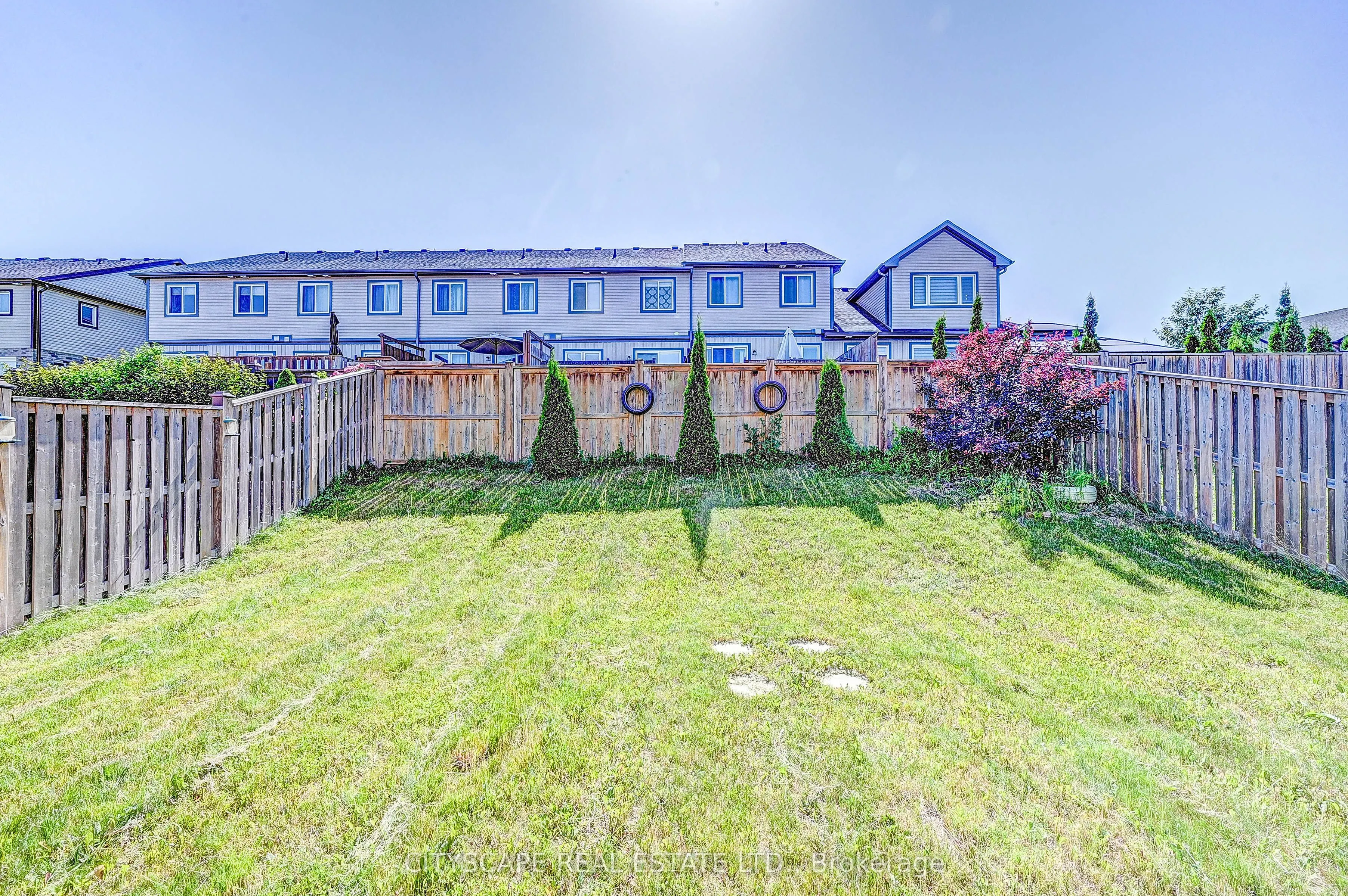 6 Castlebay Street