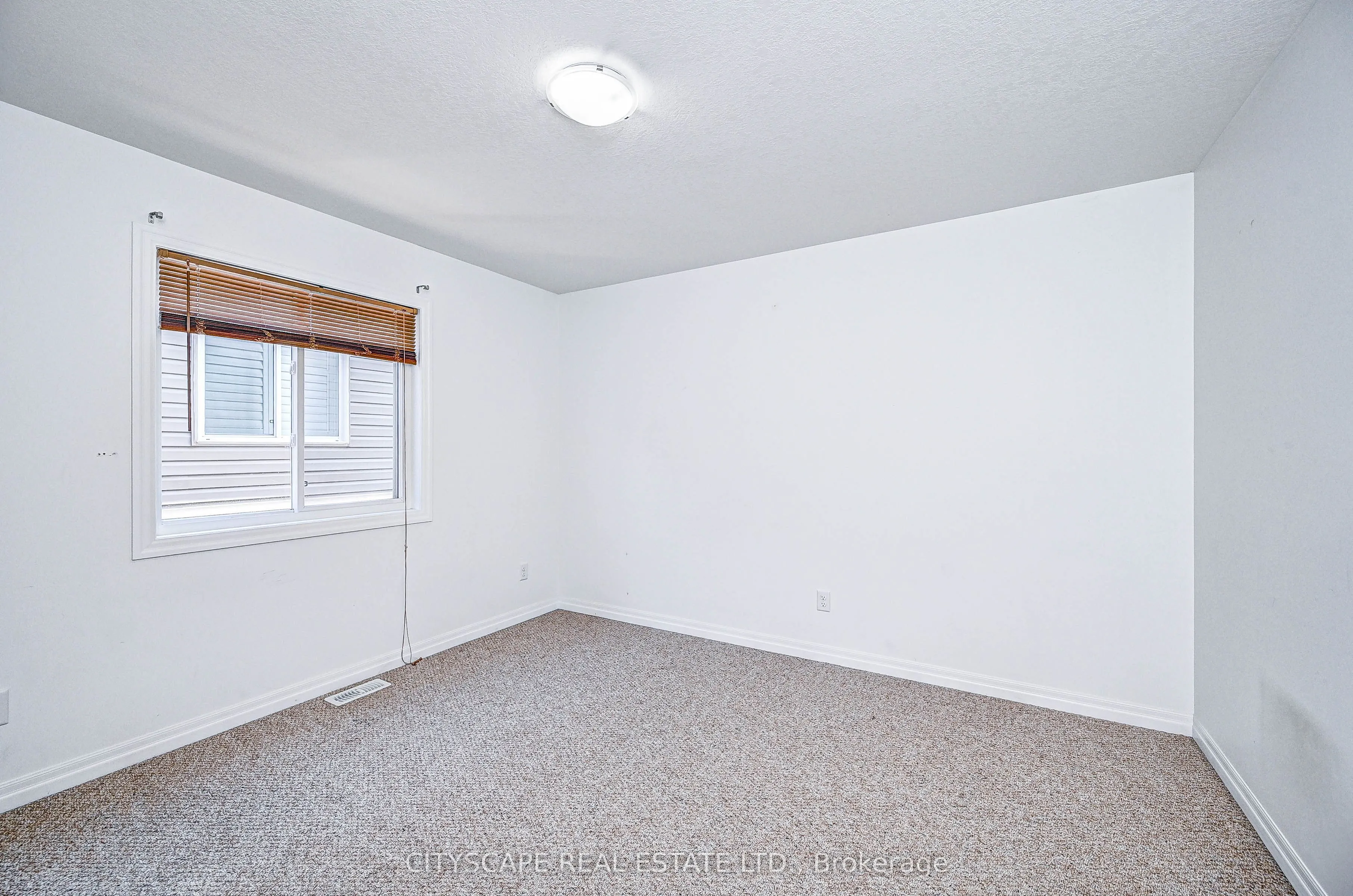 6 Castlebay Street