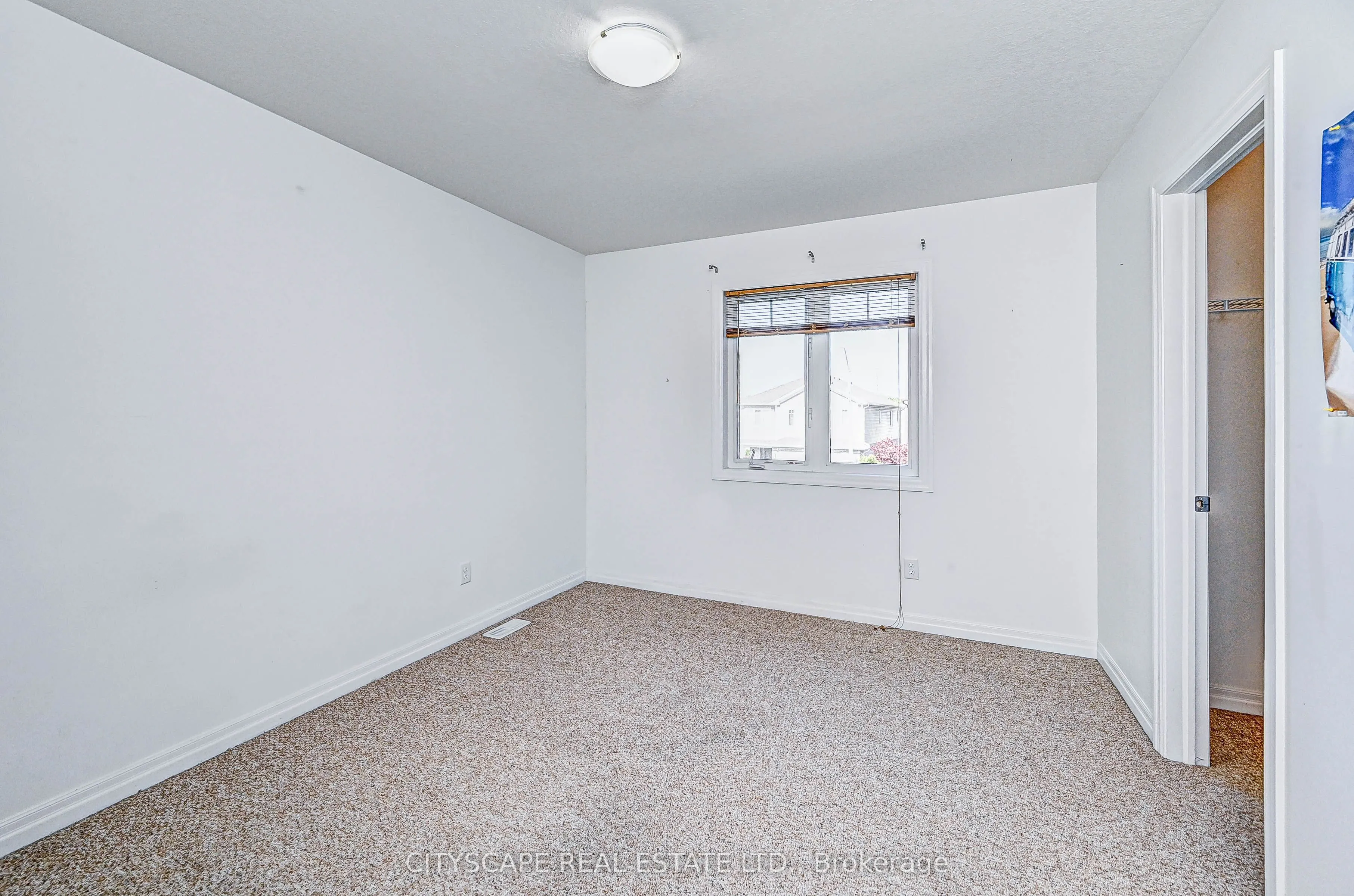 6 Castlebay Street