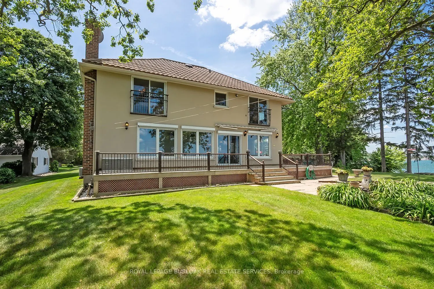11 Winona Park Road