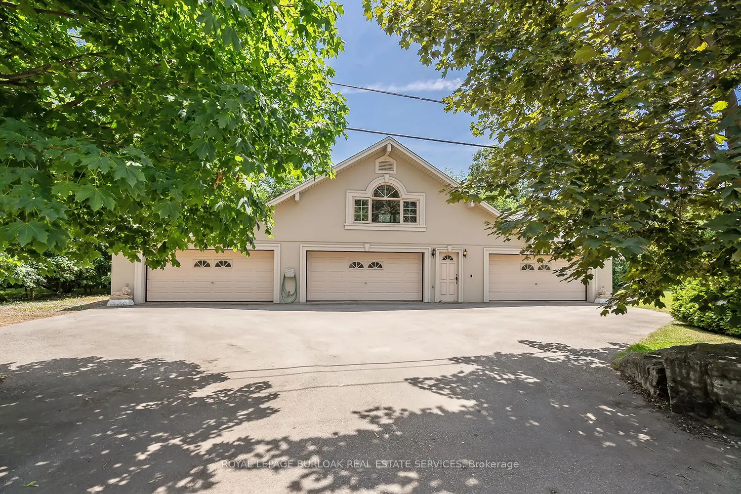 11 Winona Park Road