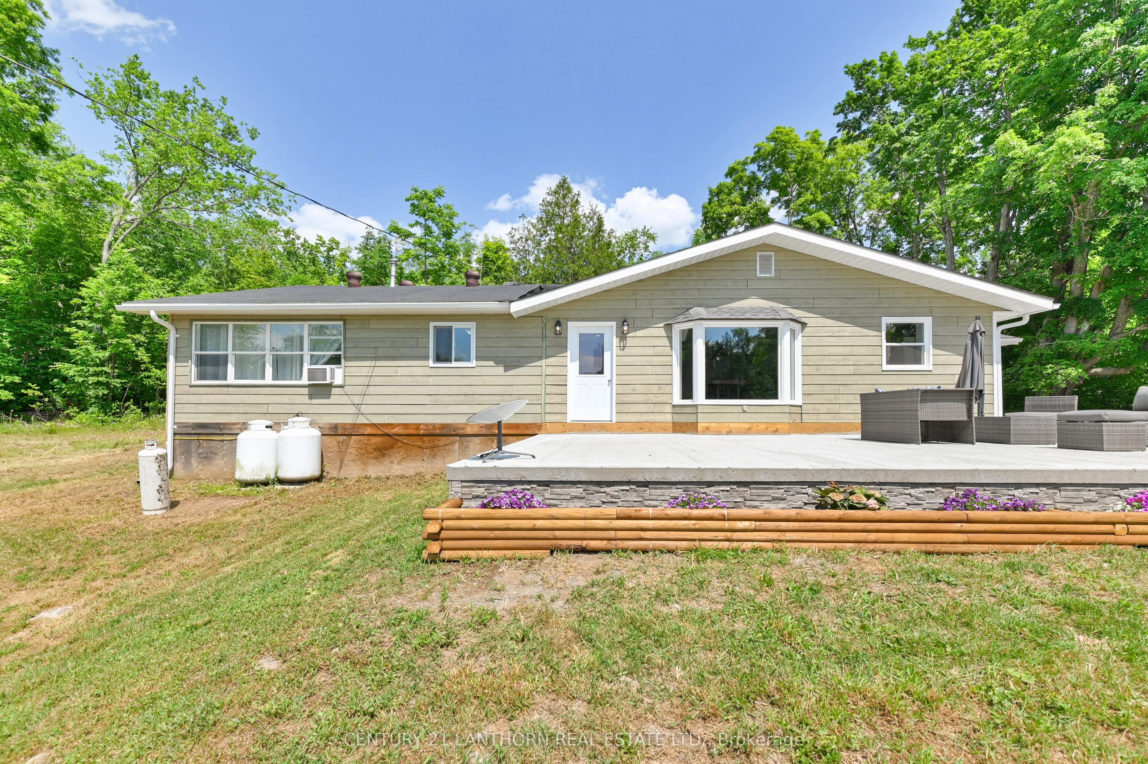 932 Hunt Club Road