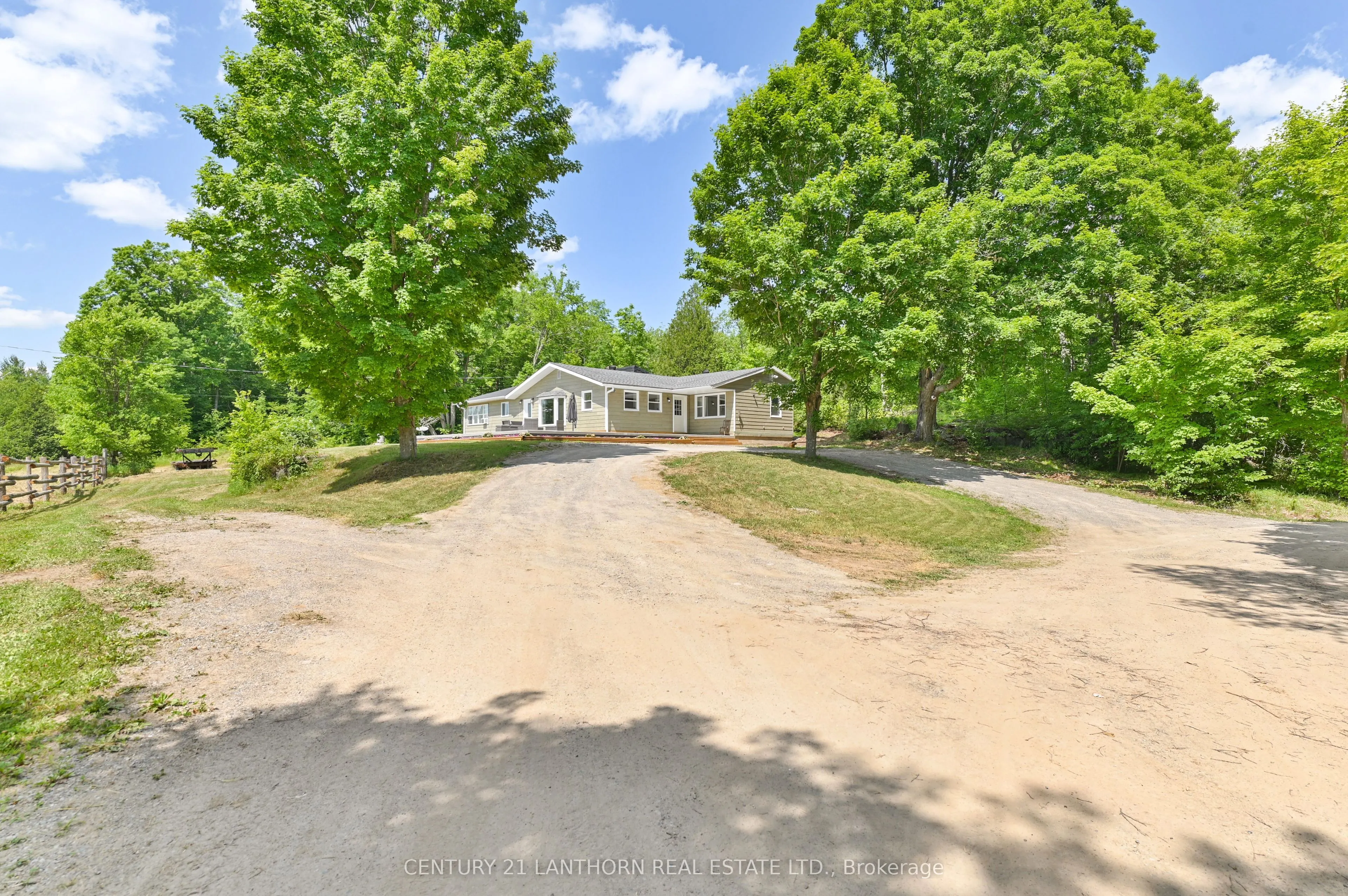 932 Hunt Club Road
