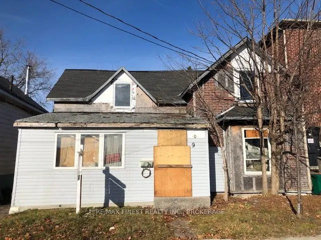 9 Cataraqui Street