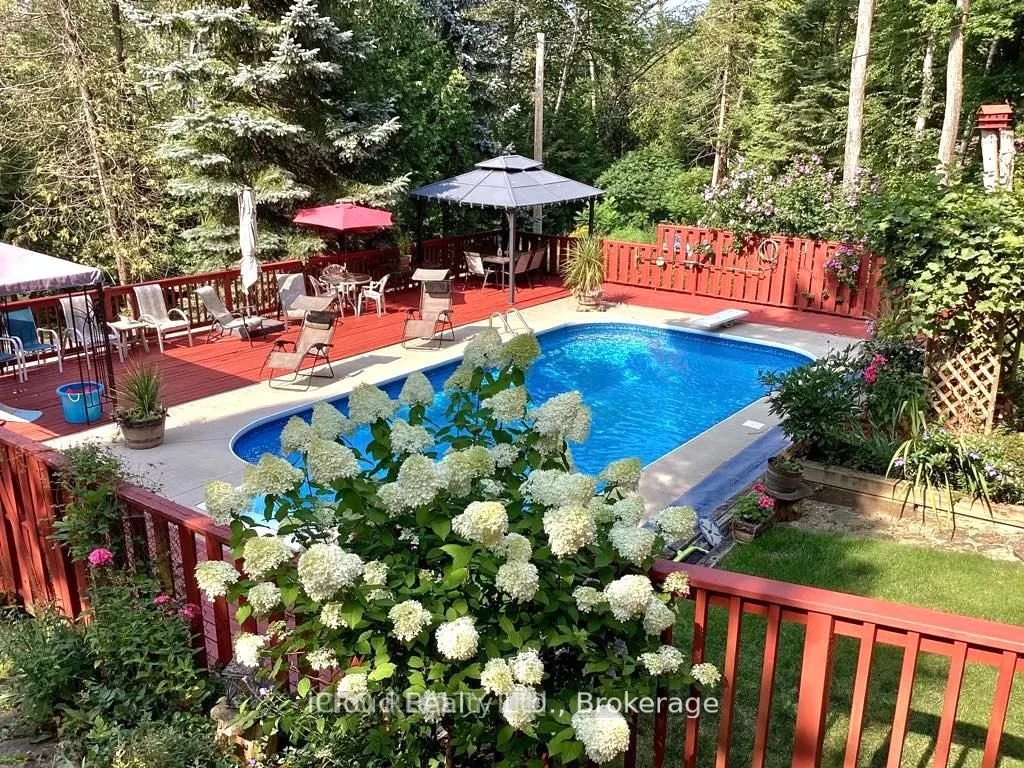502495 Grey Road 1