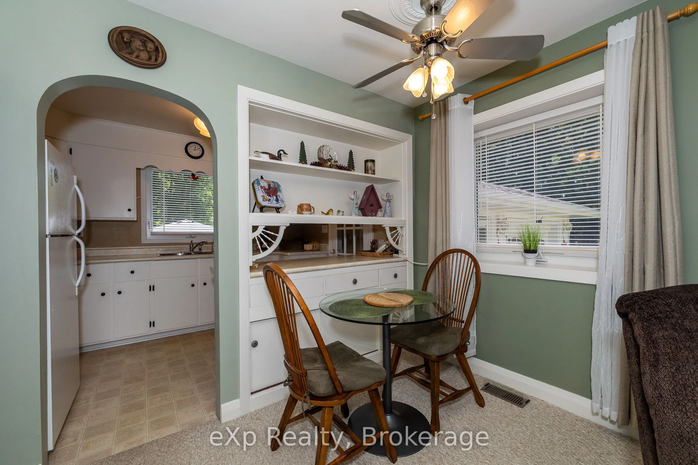318827 Grey Road 1