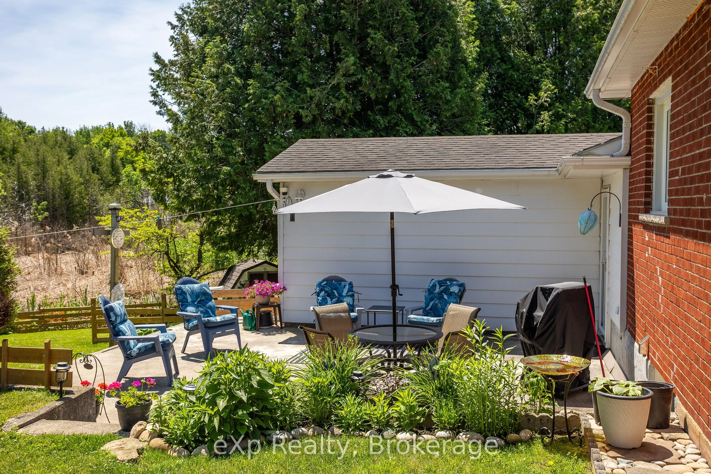 318827 Grey Road 1
