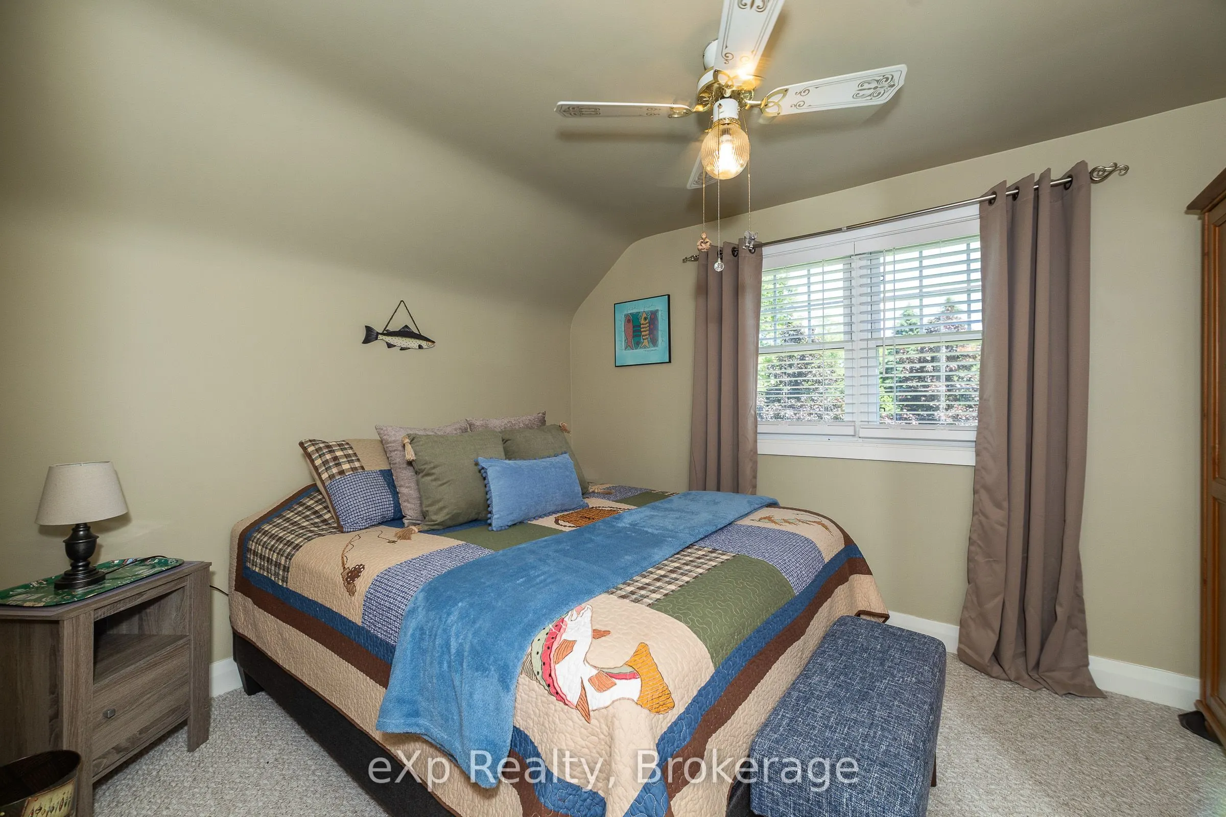 318827 Grey Road 1