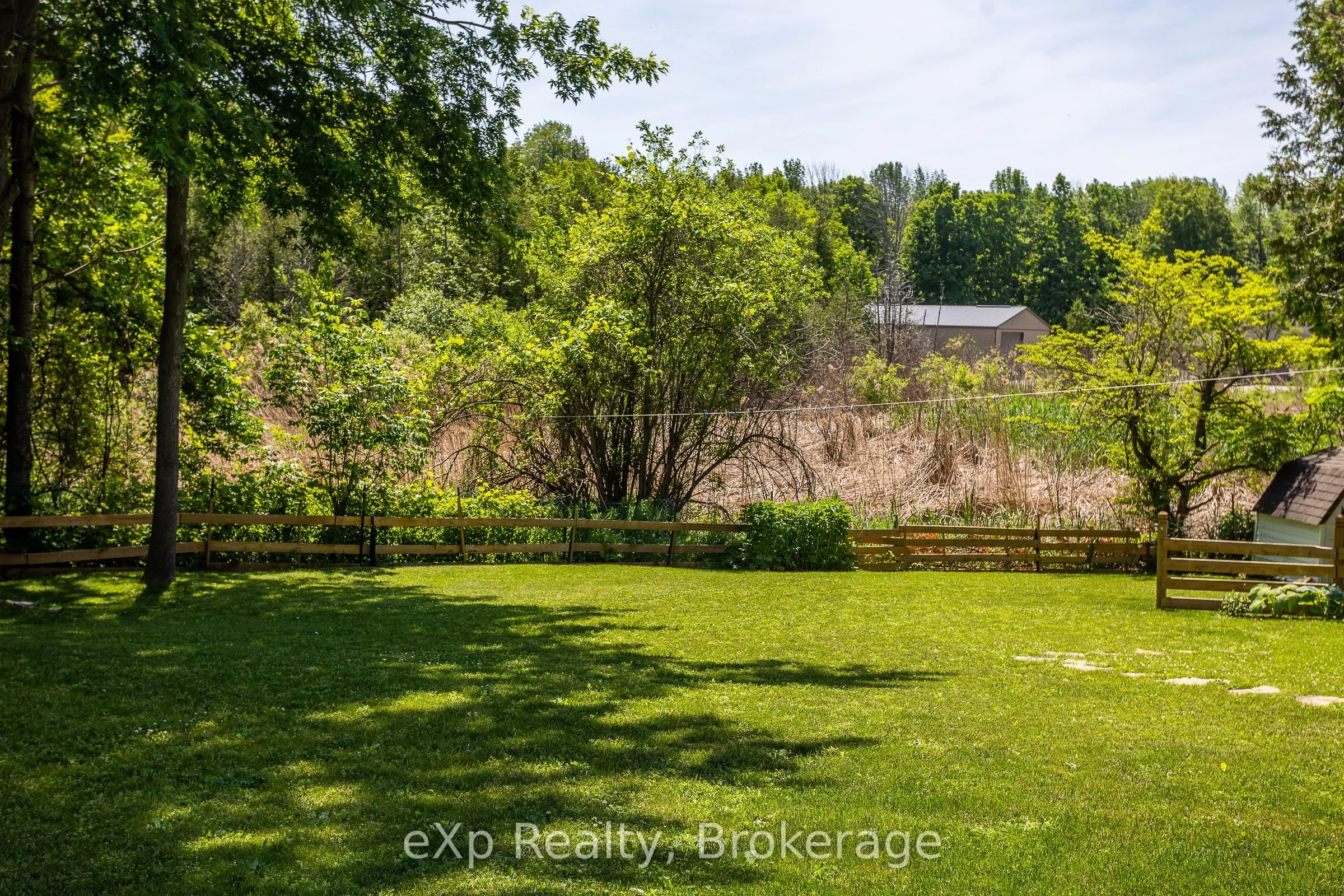 318827 Grey Road 1