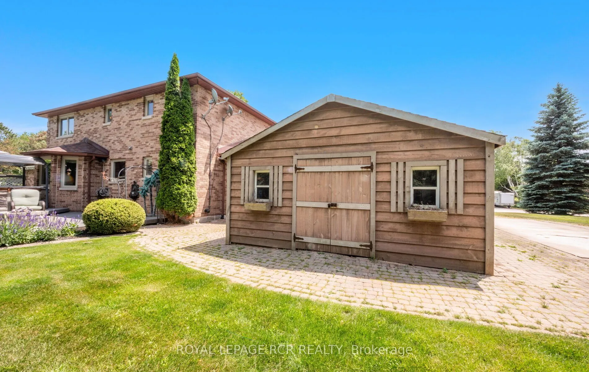 24 Old Oak Lane