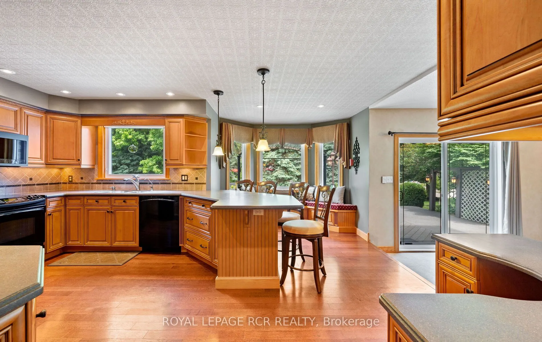 24 Old Oak Lane