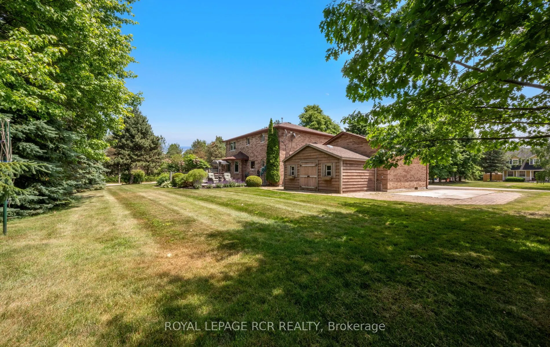 24 Old Oak Lane