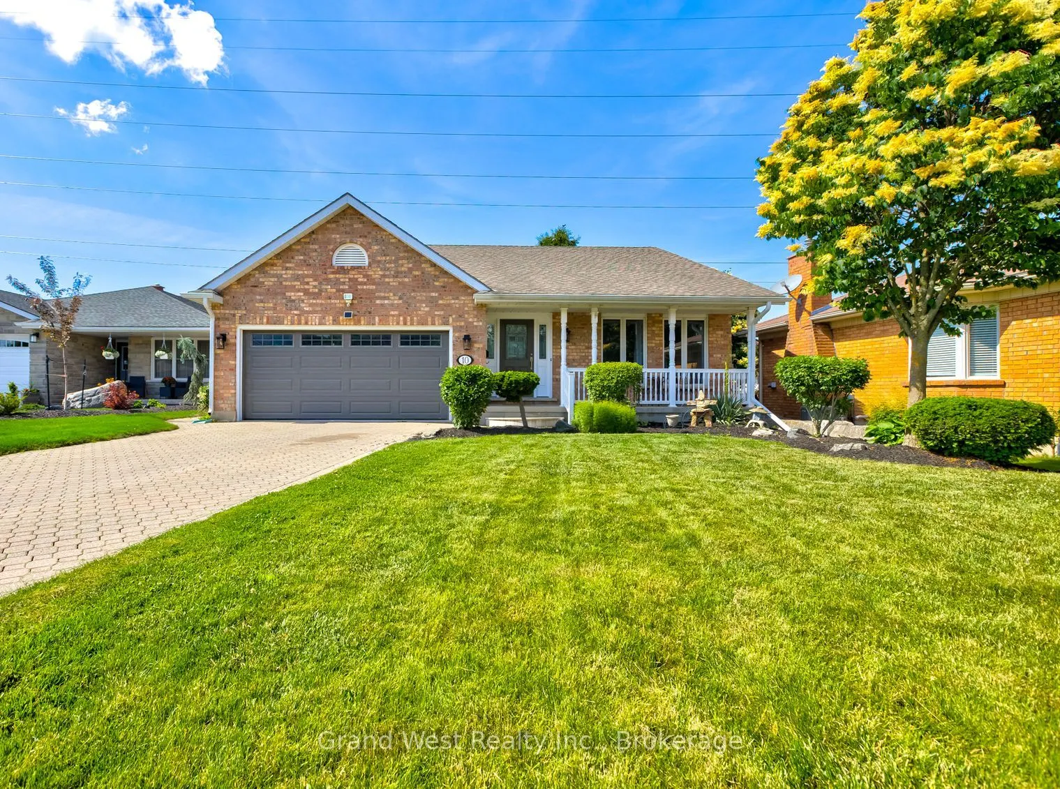 10 GLEN ABBEY Court