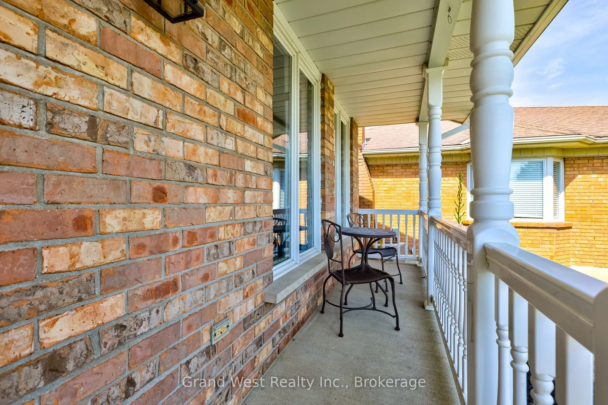 10 GLEN ABBEY Court