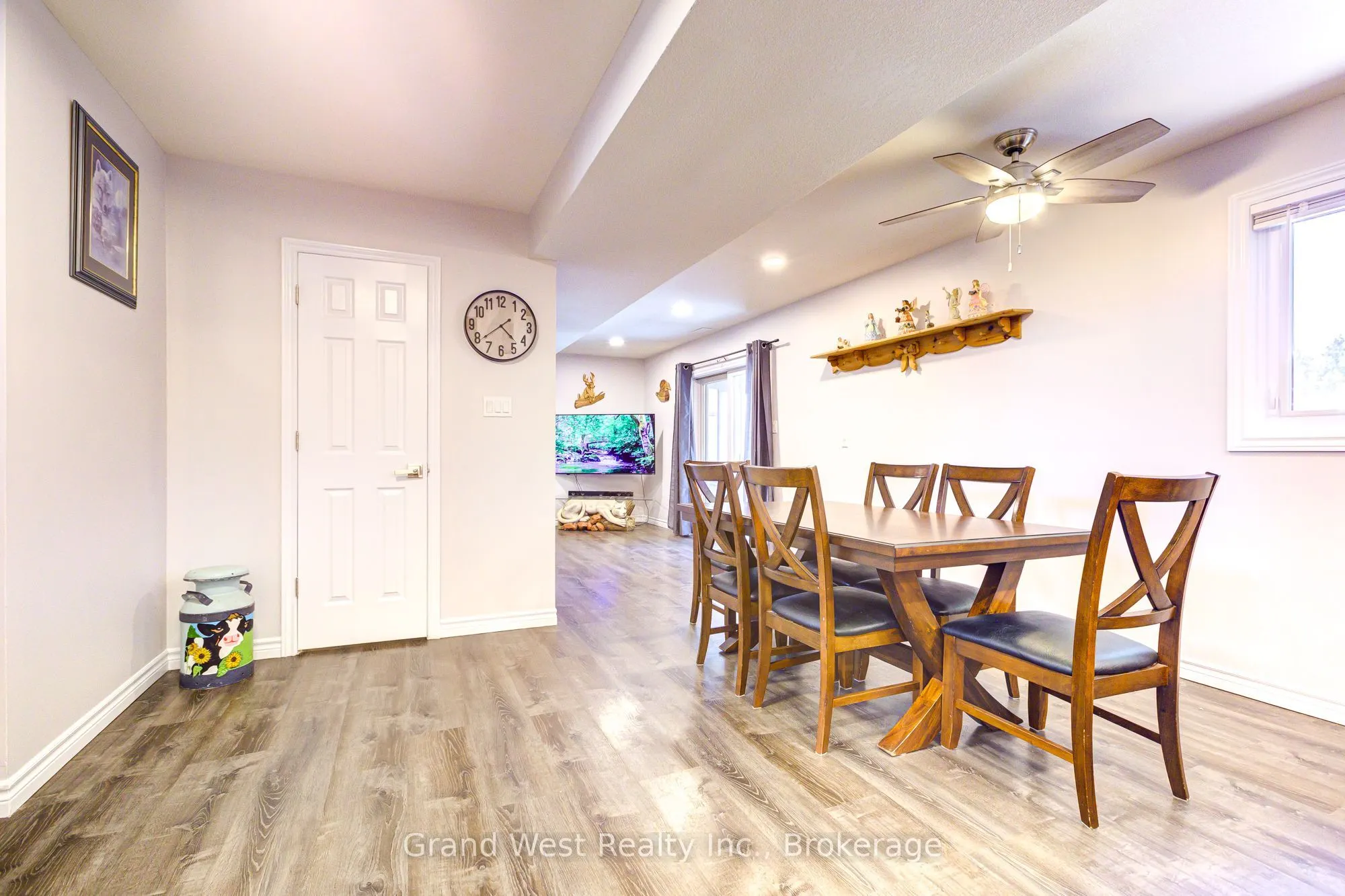 10 GLEN ABBEY Court