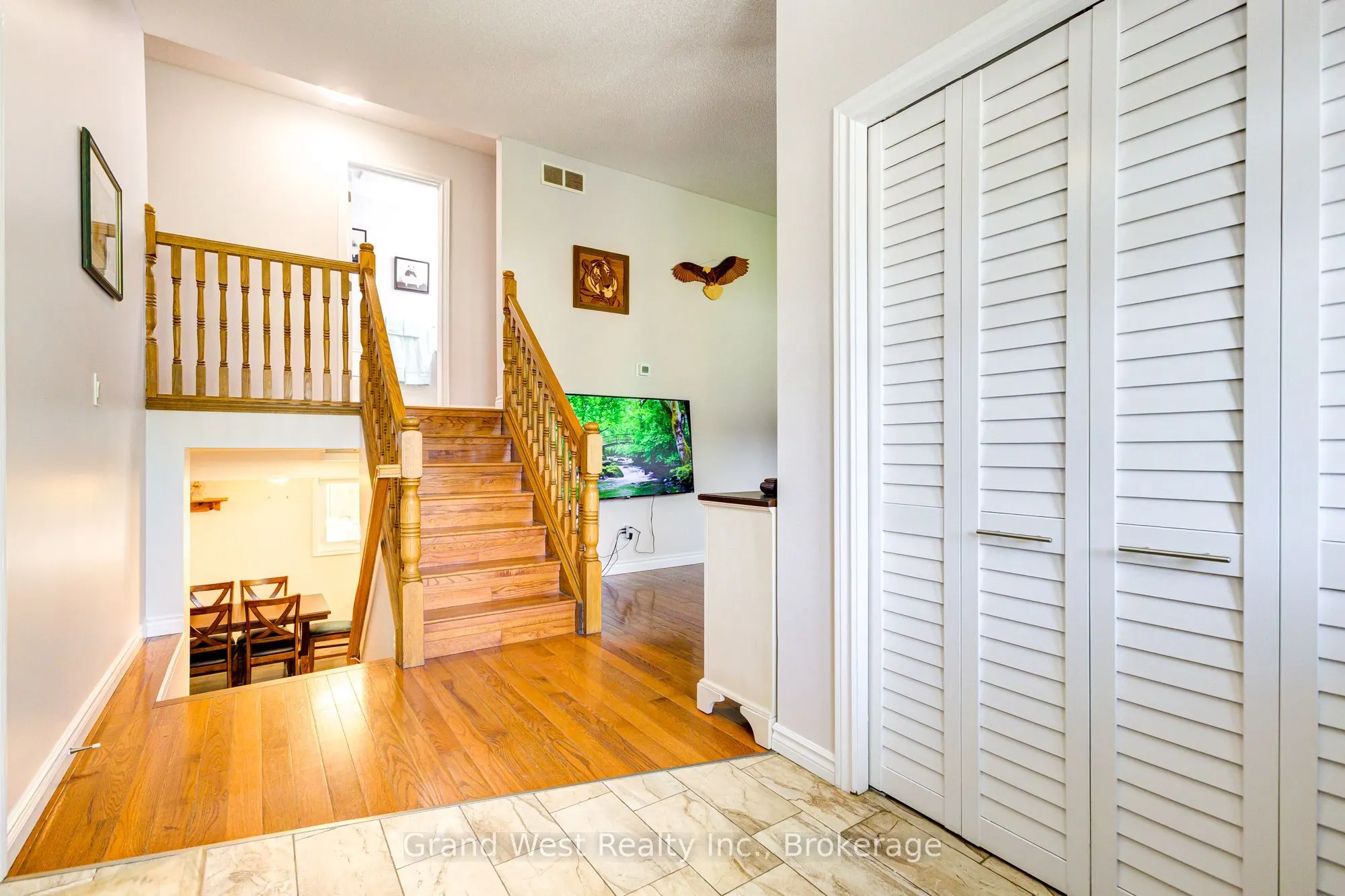 10 GLEN ABBEY Court