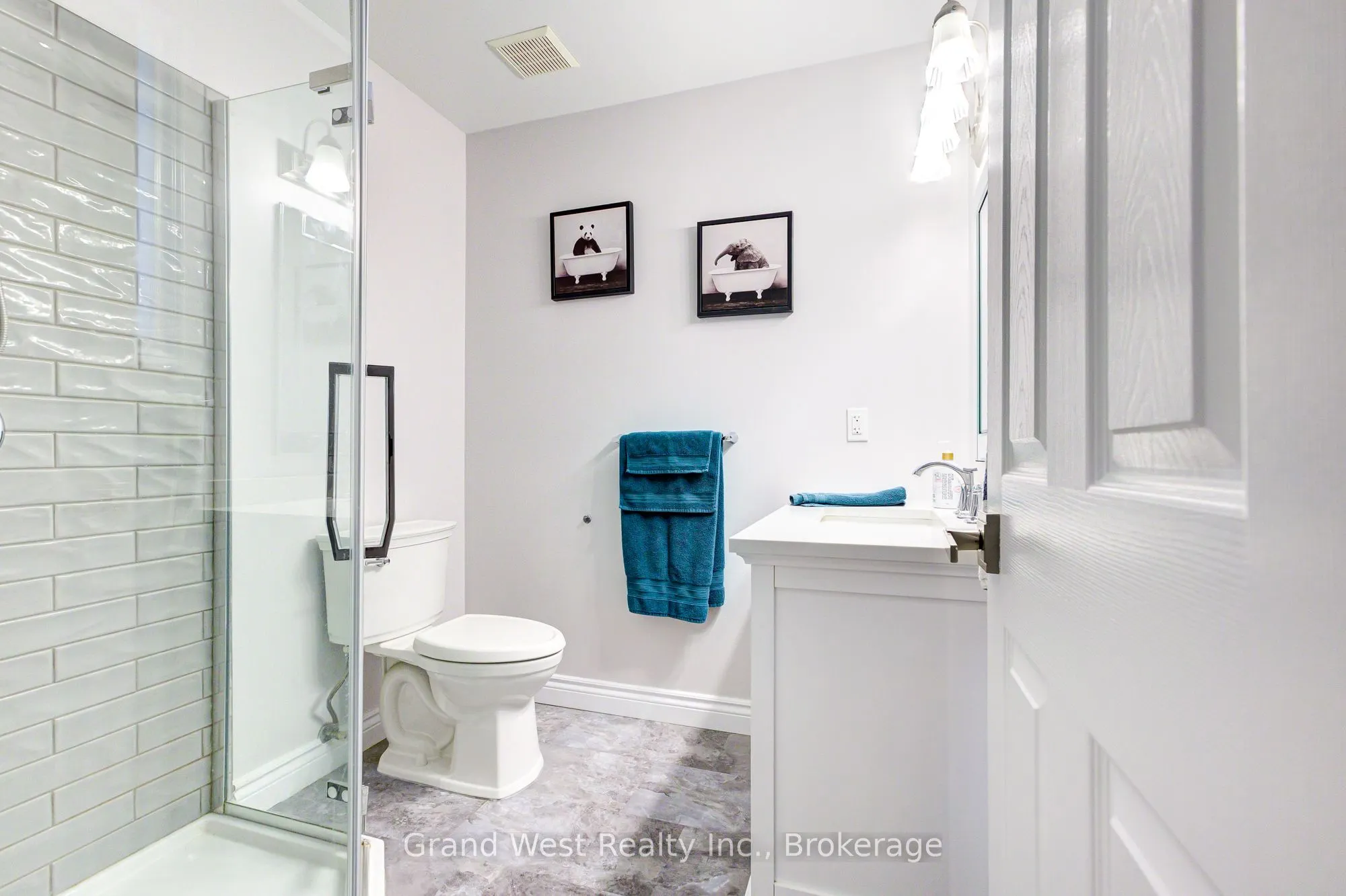 10 GLEN ABBEY Court