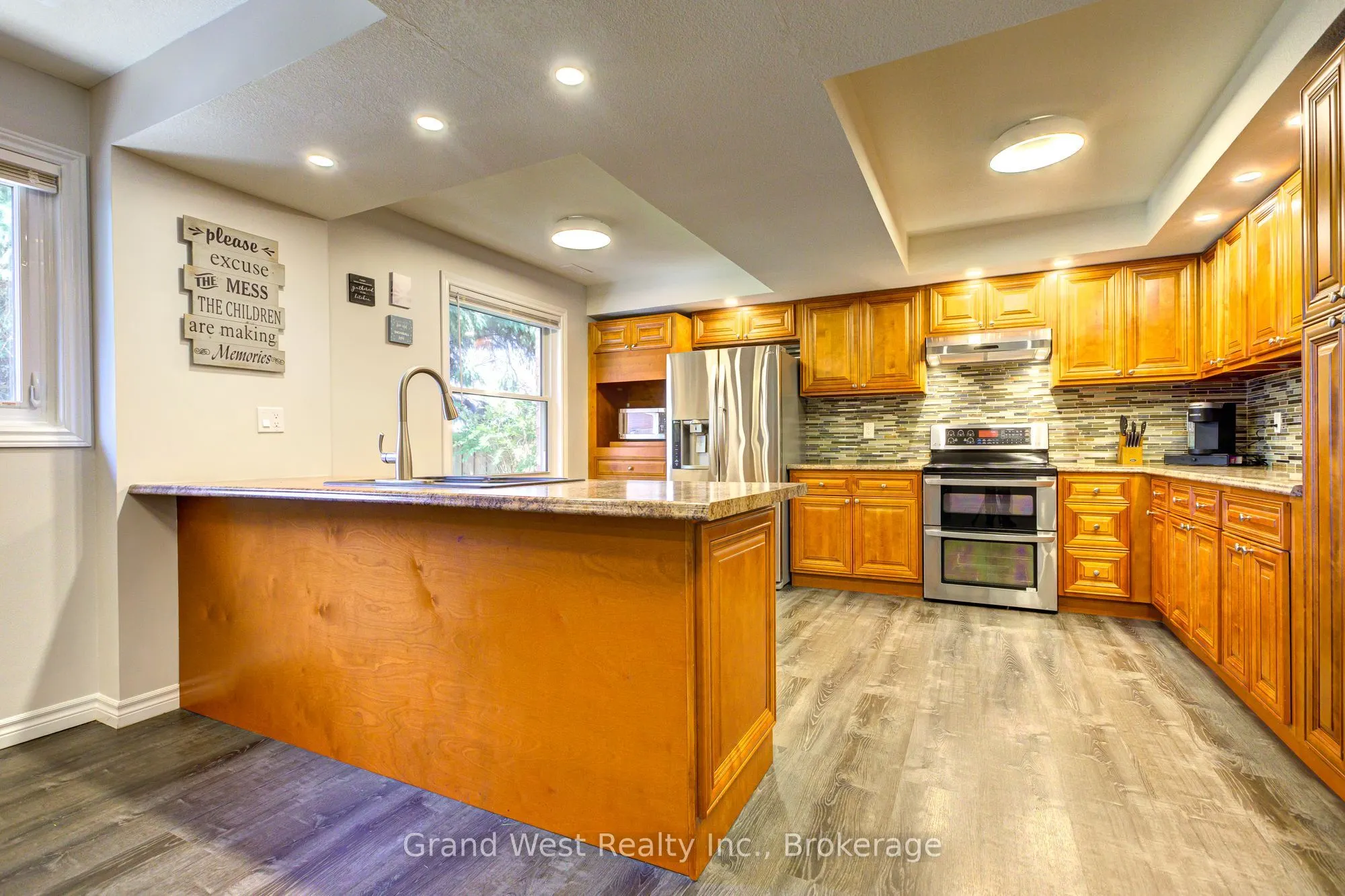 10 GLEN ABBEY Court