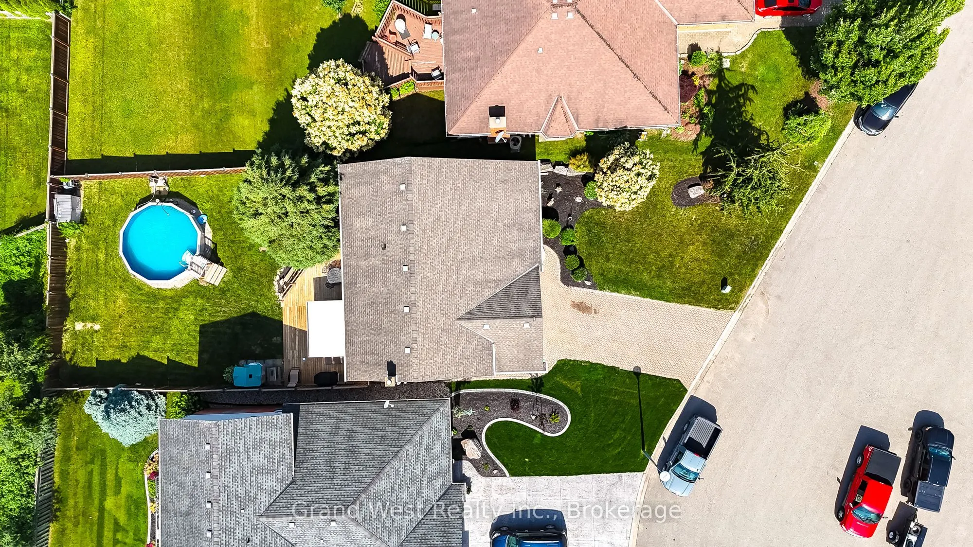 10 GLEN ABBEY Court