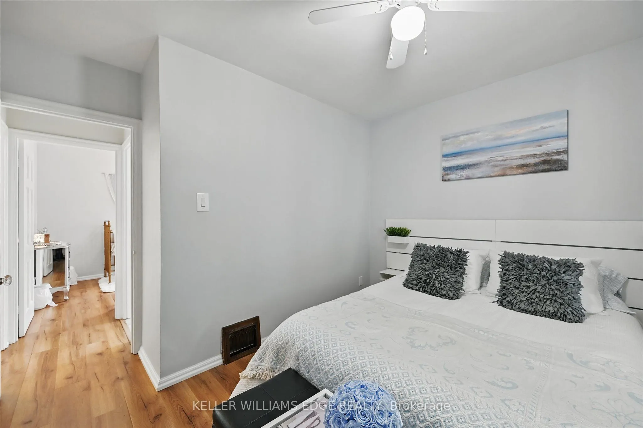 105 Weir Street S