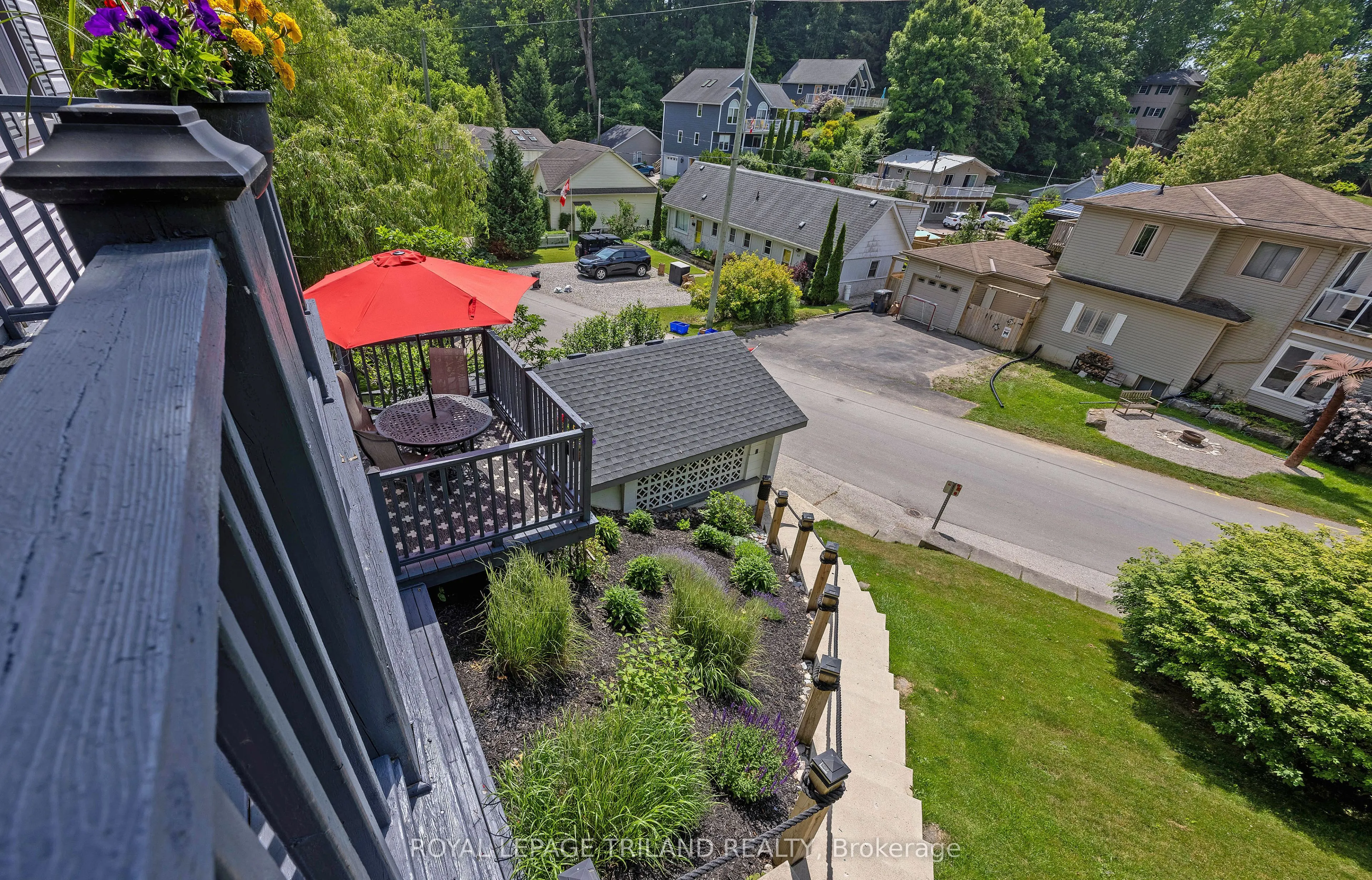 485 Valley Street