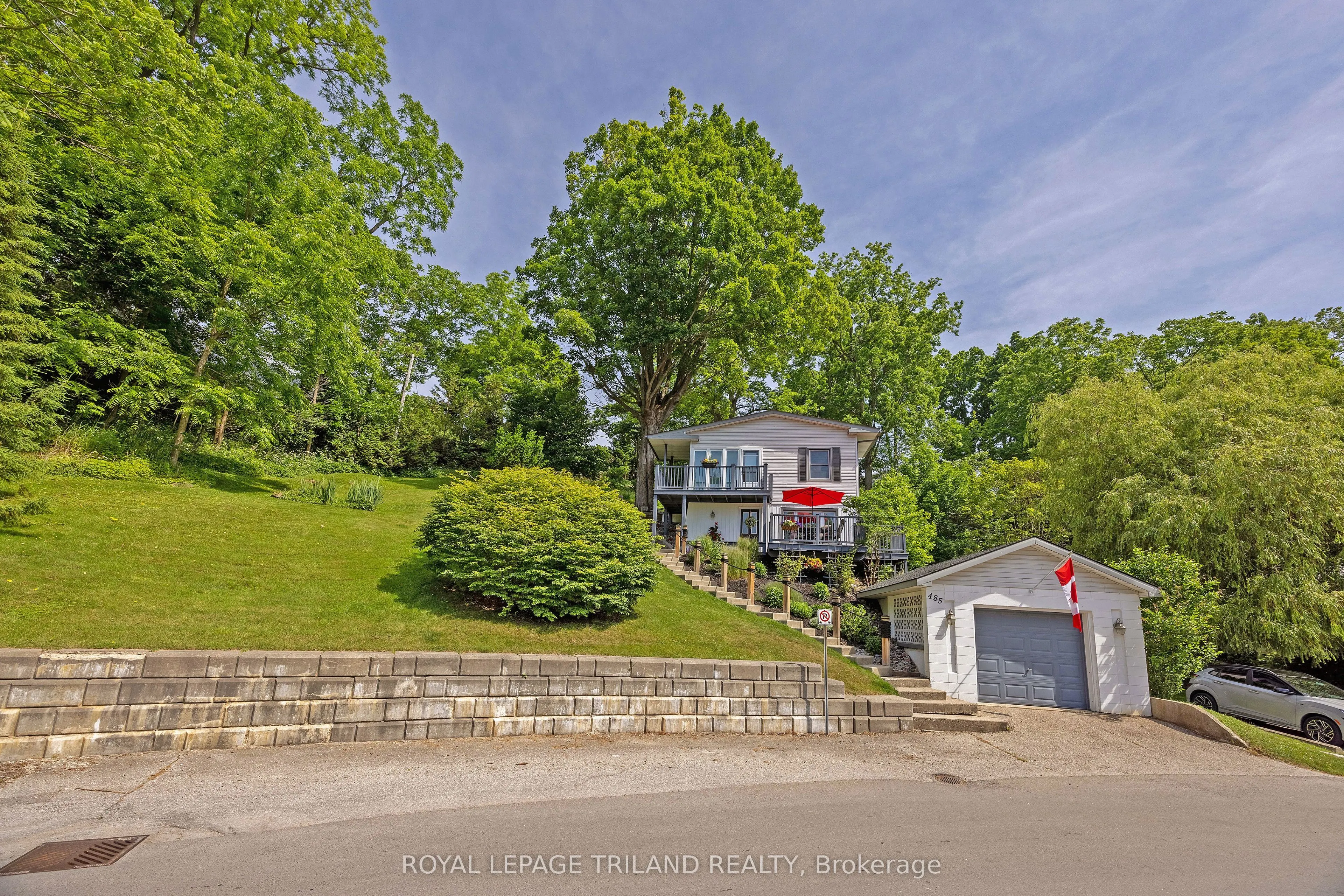 485 Valley Street