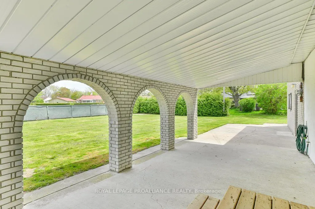 22227 Loyalist Parkway