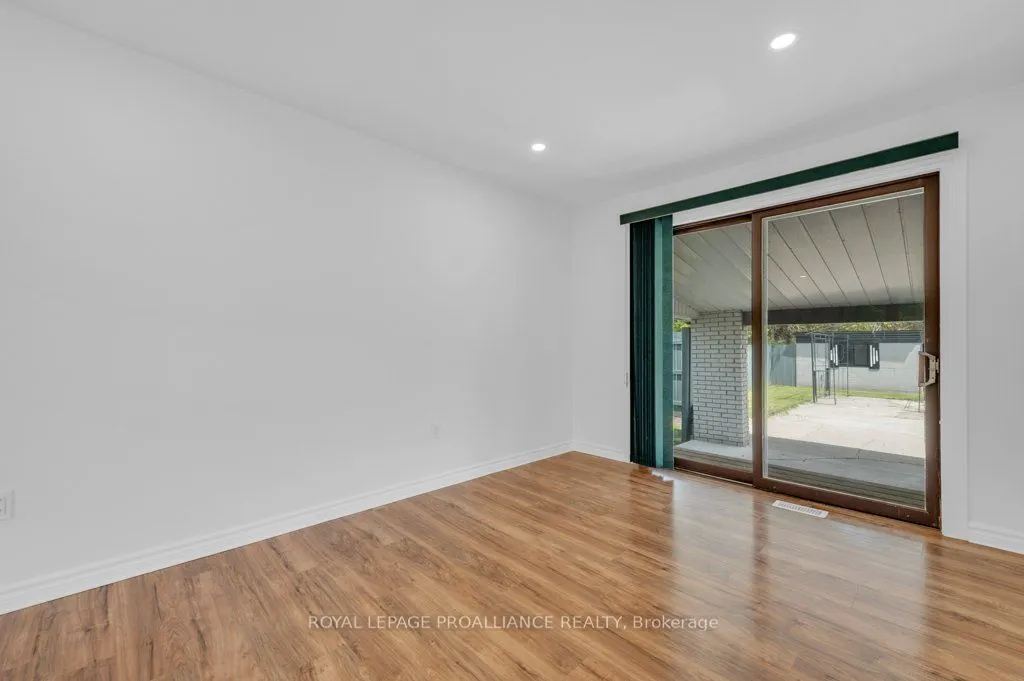 22227 Loyalist Parkway