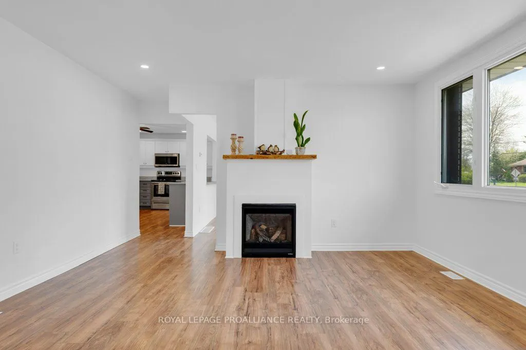 22227 Loyalist Parkway