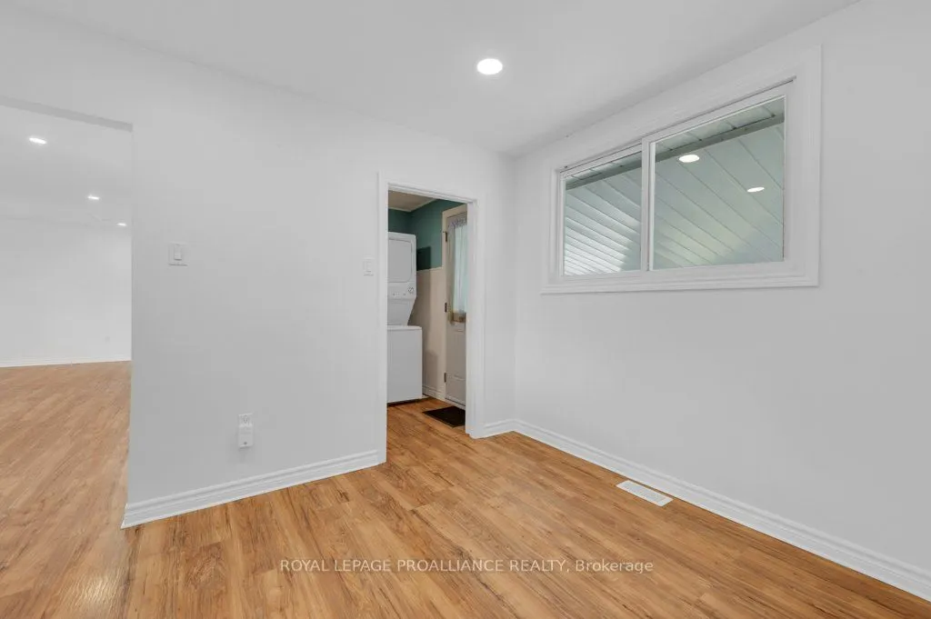 22227 Loyalist Parkway