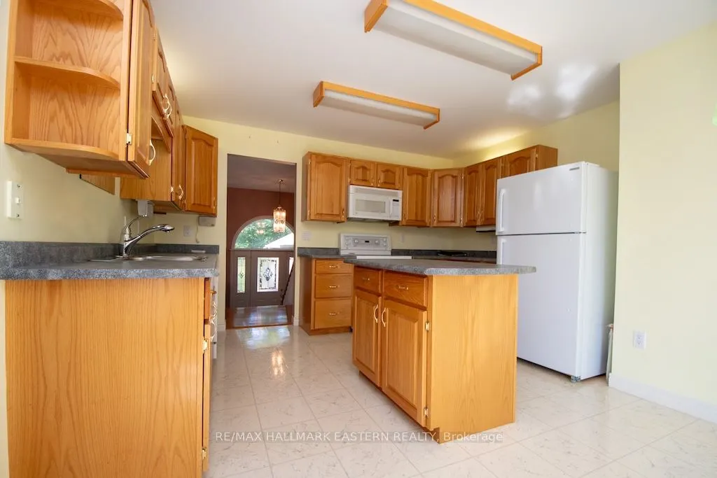 2 Huntingwood Crescent