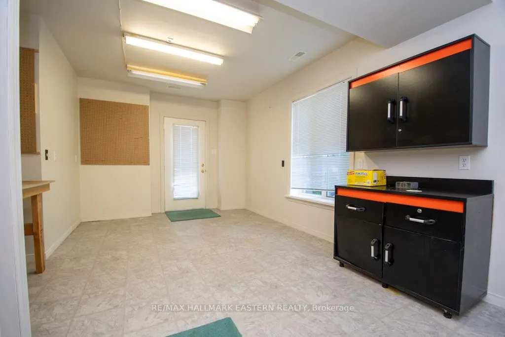 2 Huntingwood Crescent