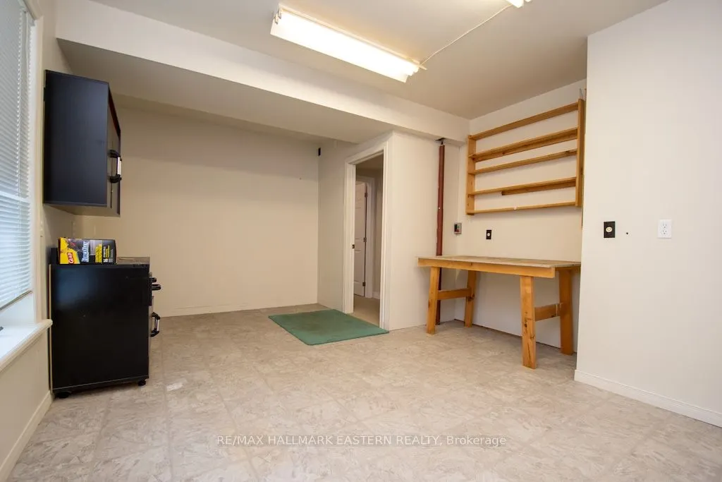 2 Huntingwood Crescent
