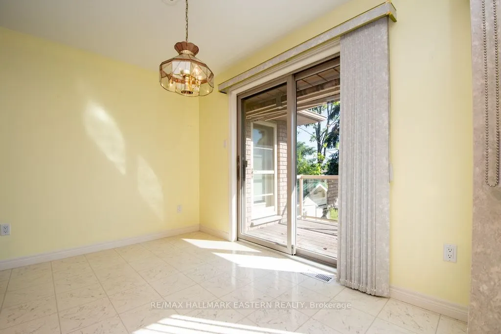 2 Huntingwood Crescent