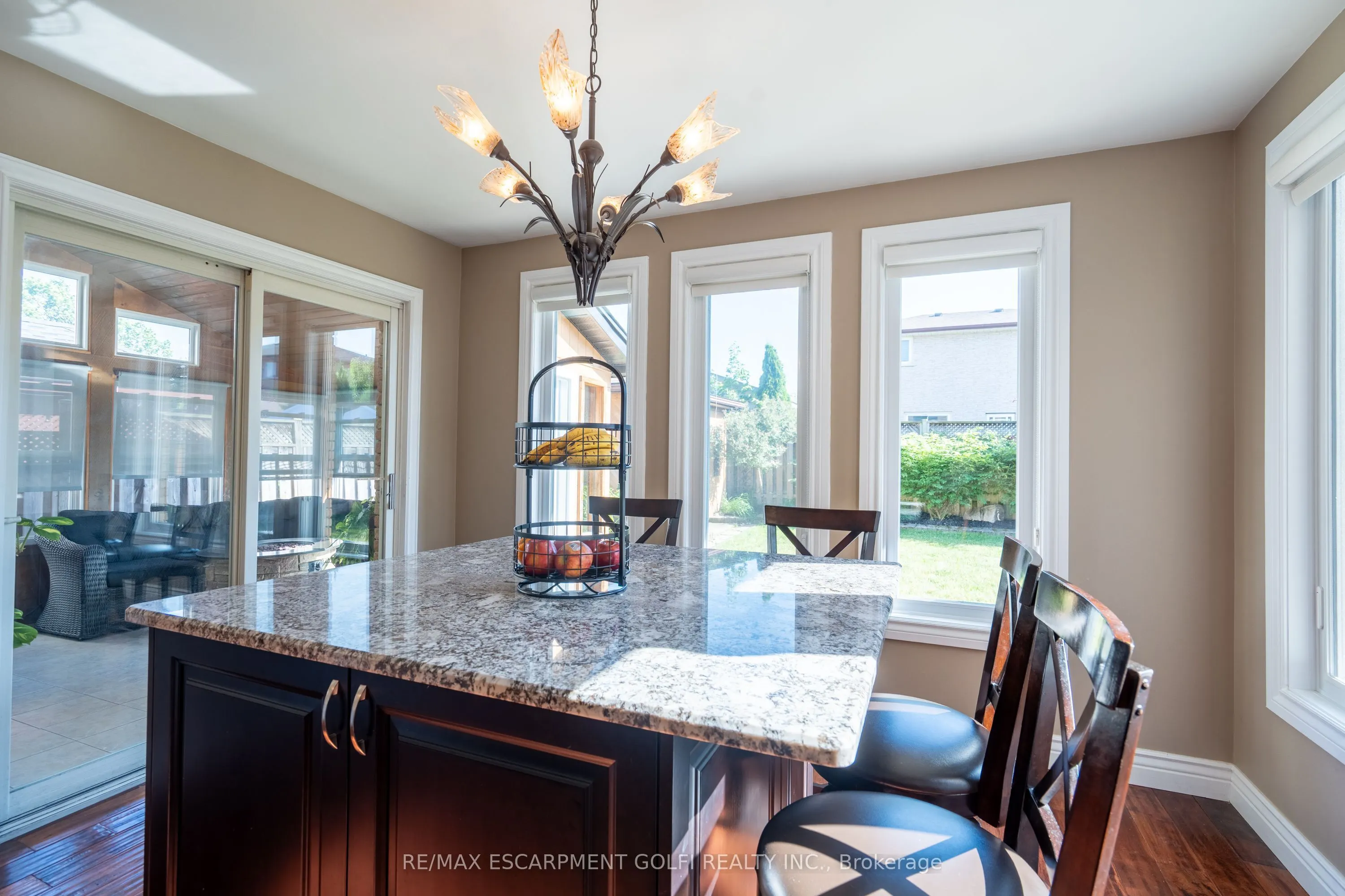 41 Hearthside Crescent