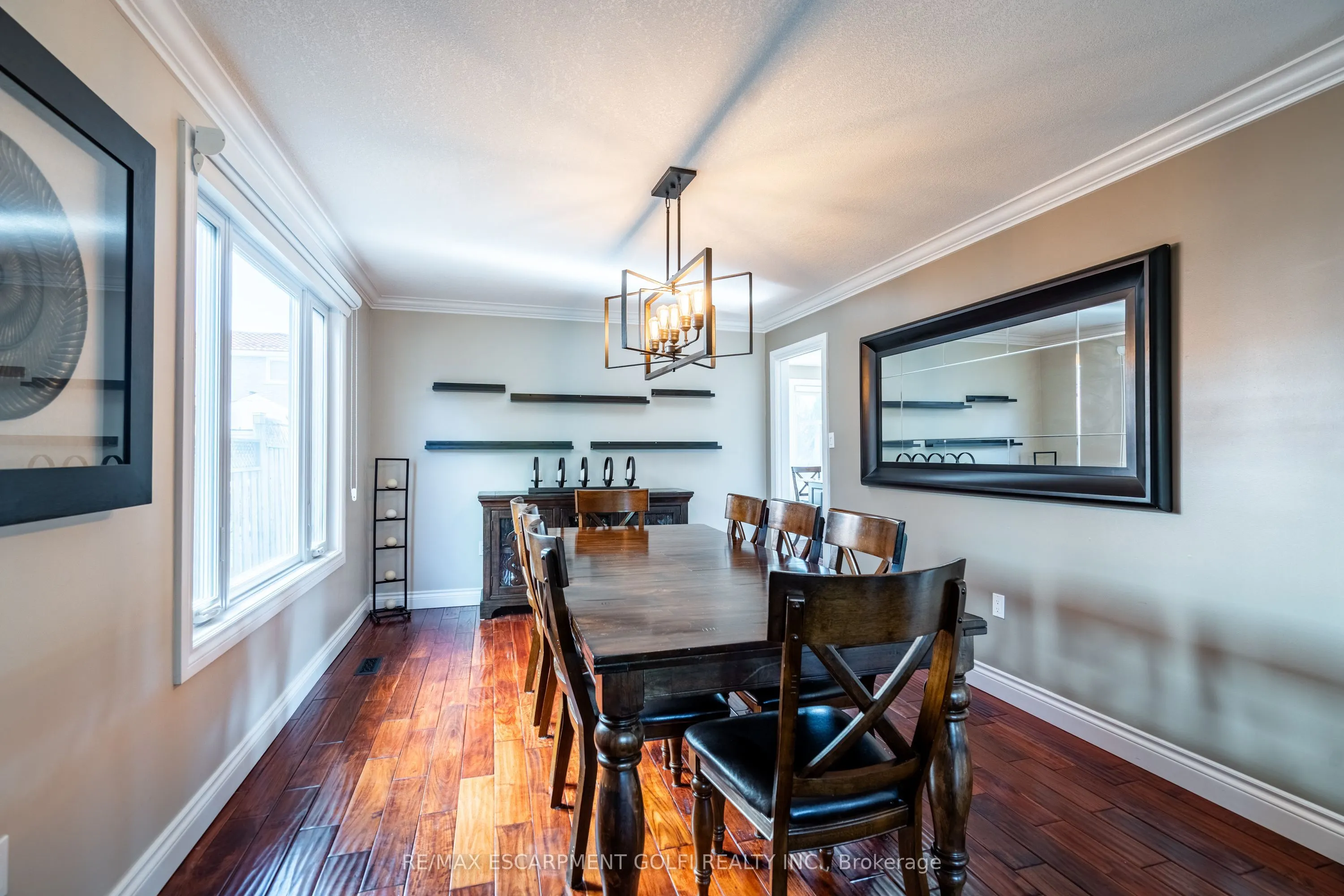 41 Hearthside Crescent